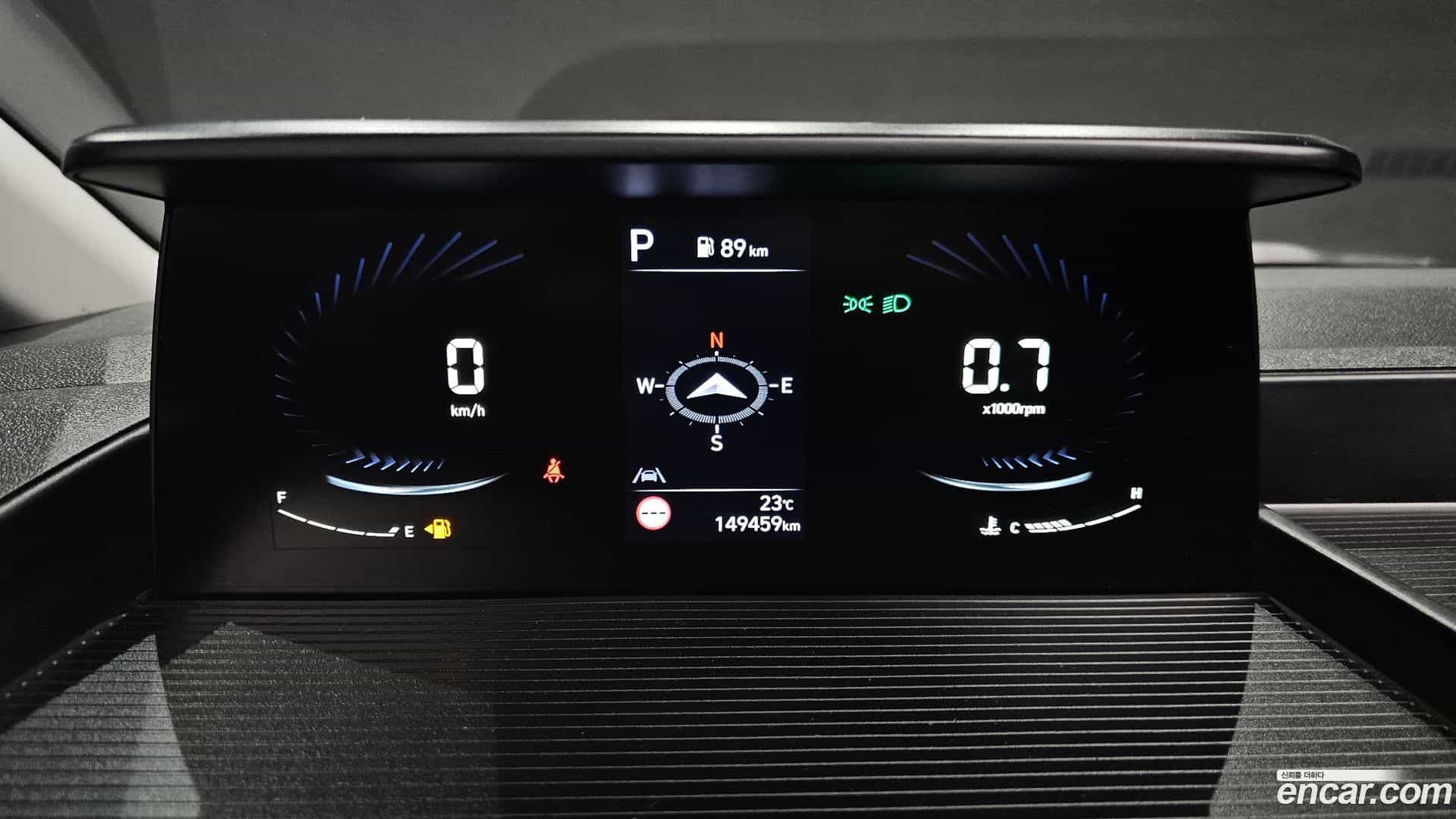 Staria Hyundai 2022.9-INNER-008