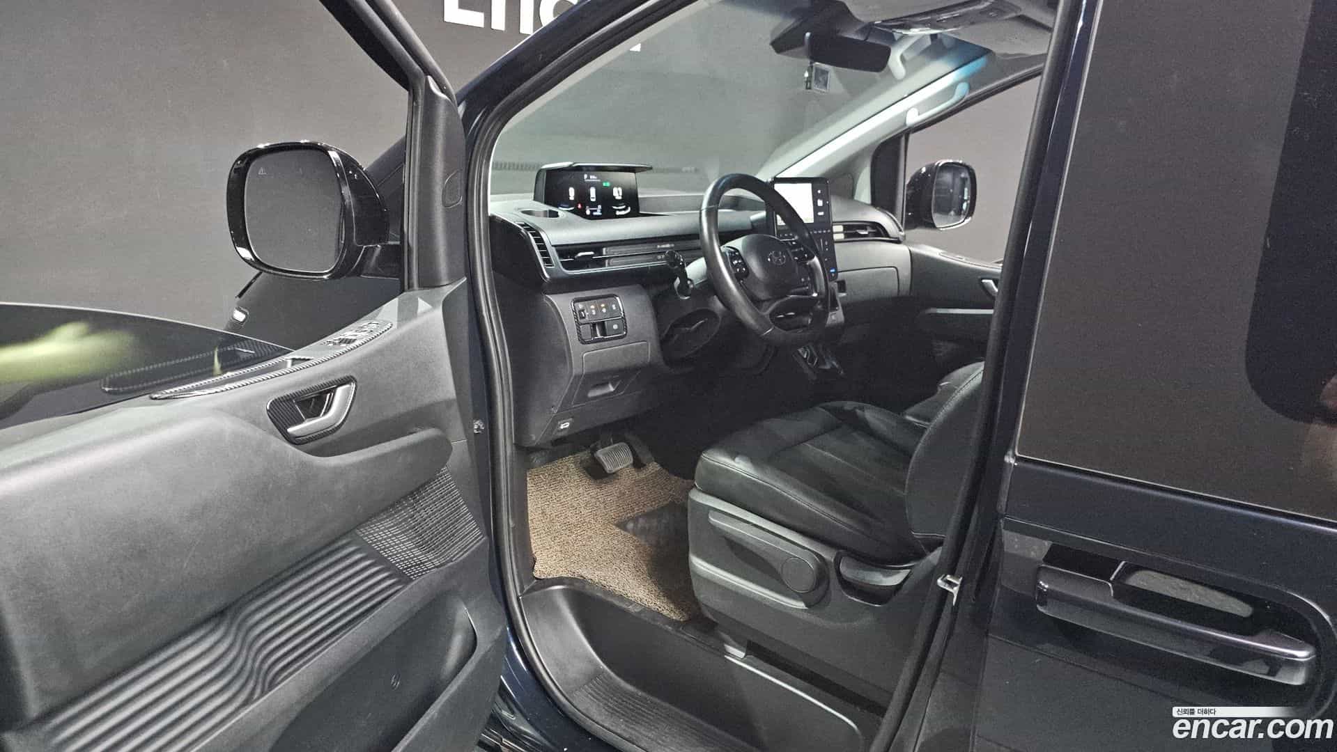 Staria Hyundai 2022.9-INNER-010