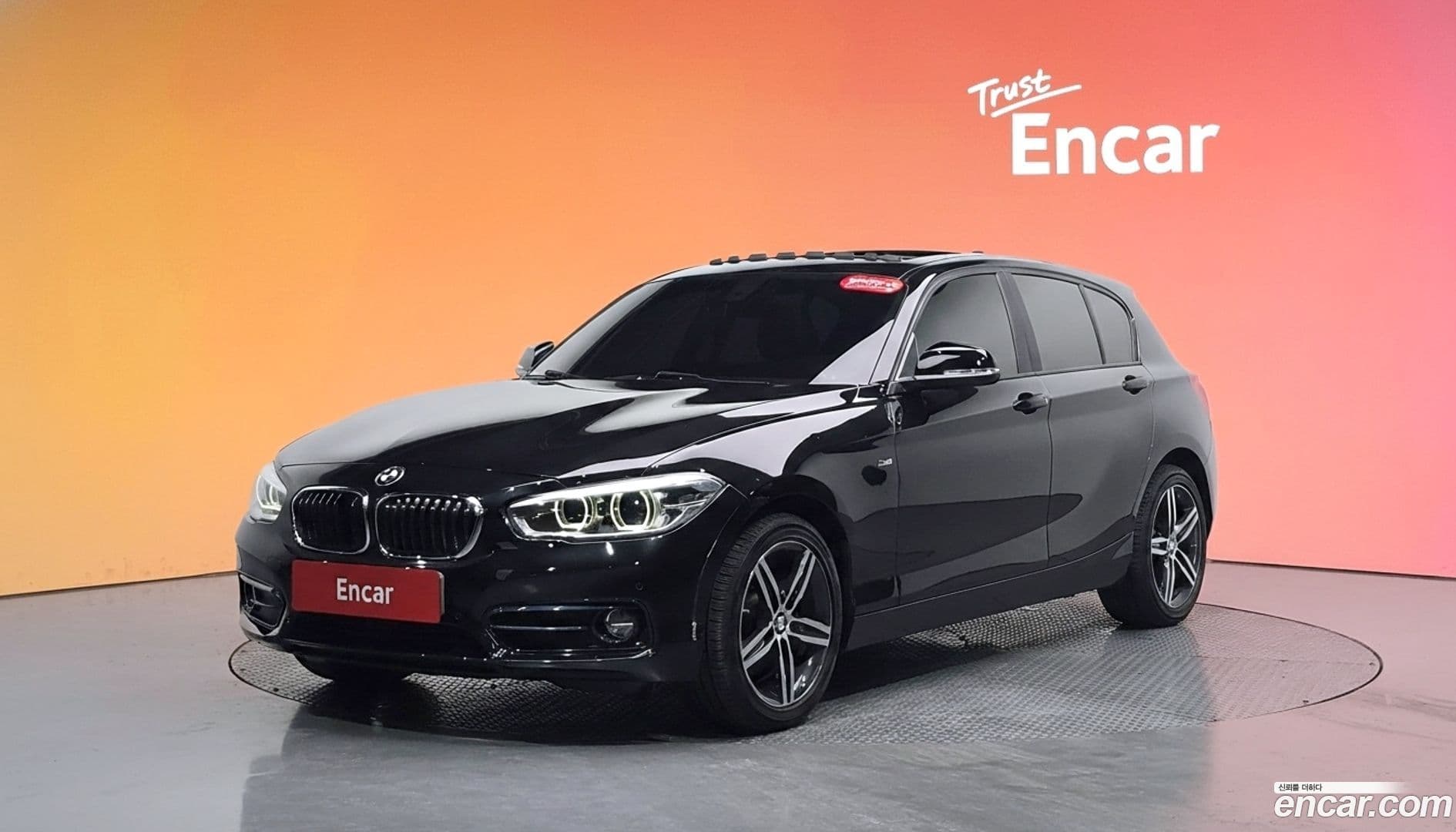 Main__Slider__Photo:1-Series BMW 2017.4-0