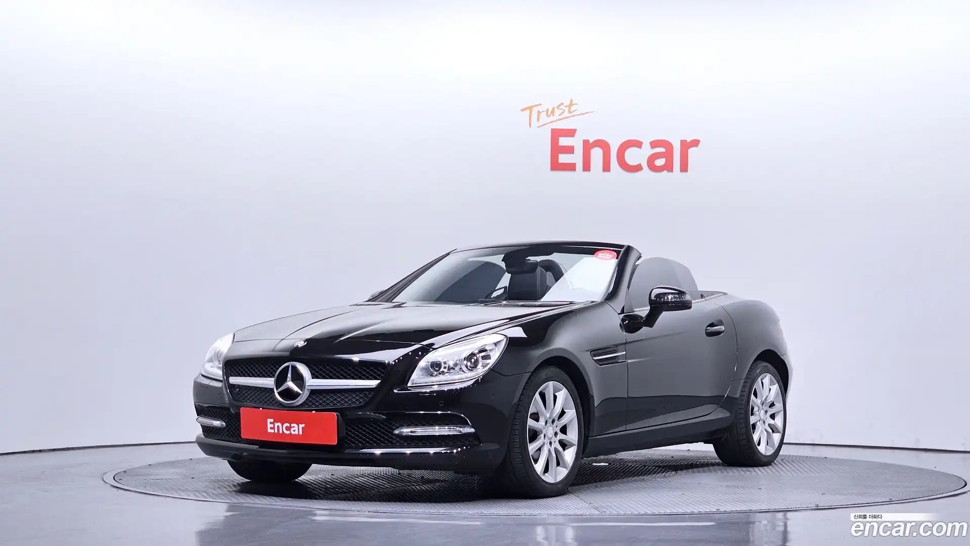 SLK-Class Mercedes-Benz 2012.4-OUTER-001