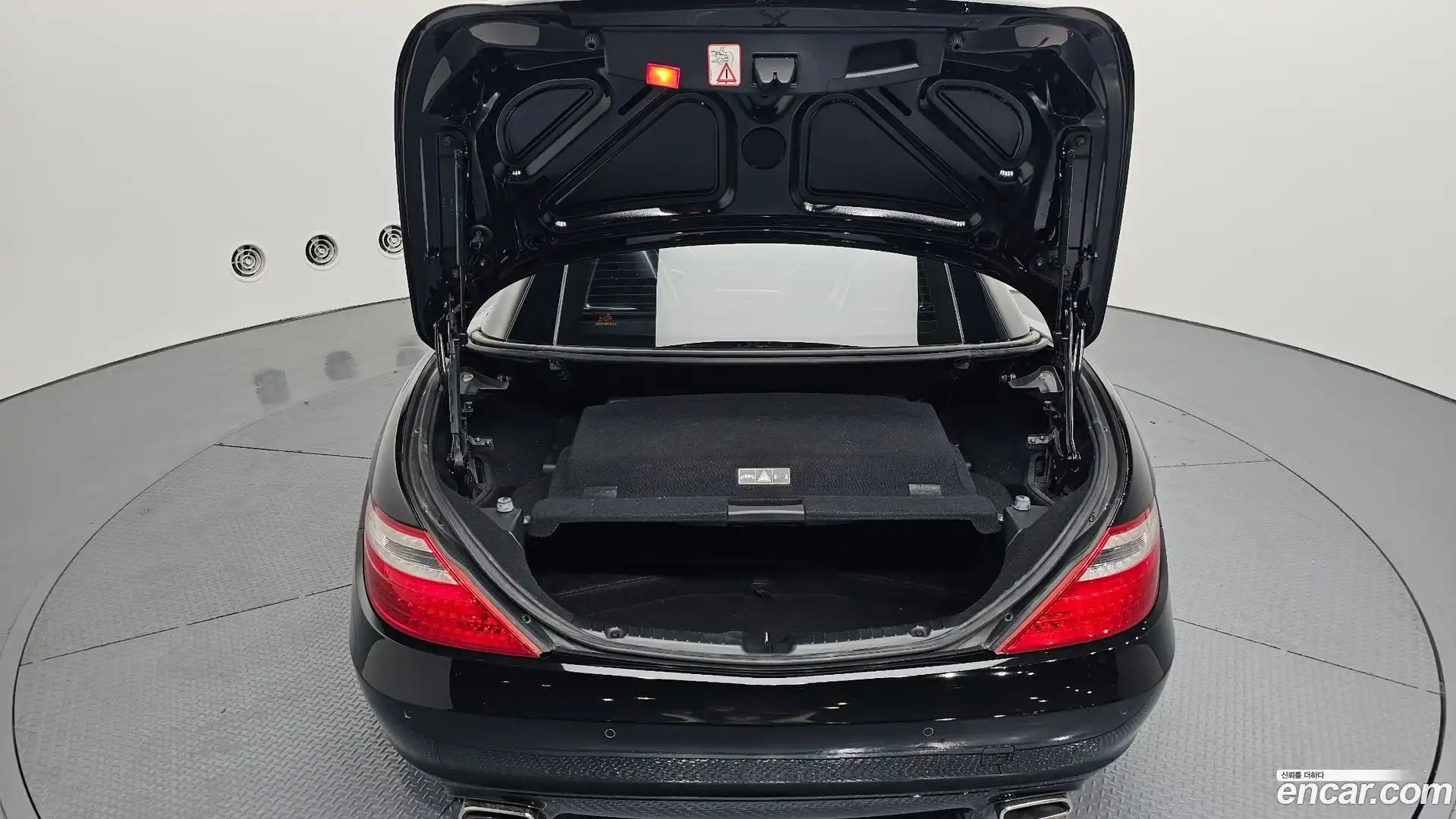 SLK-Class Mercedes-Benz 2012.4-OPTION-024