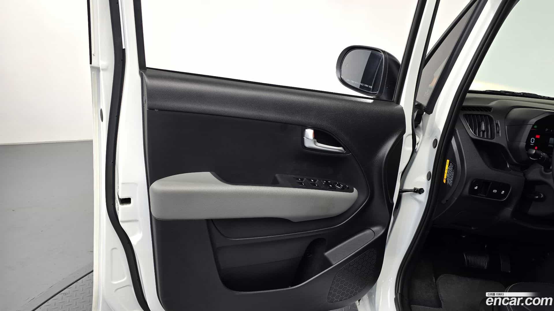 RAY Kia 2025.5-INNER-034