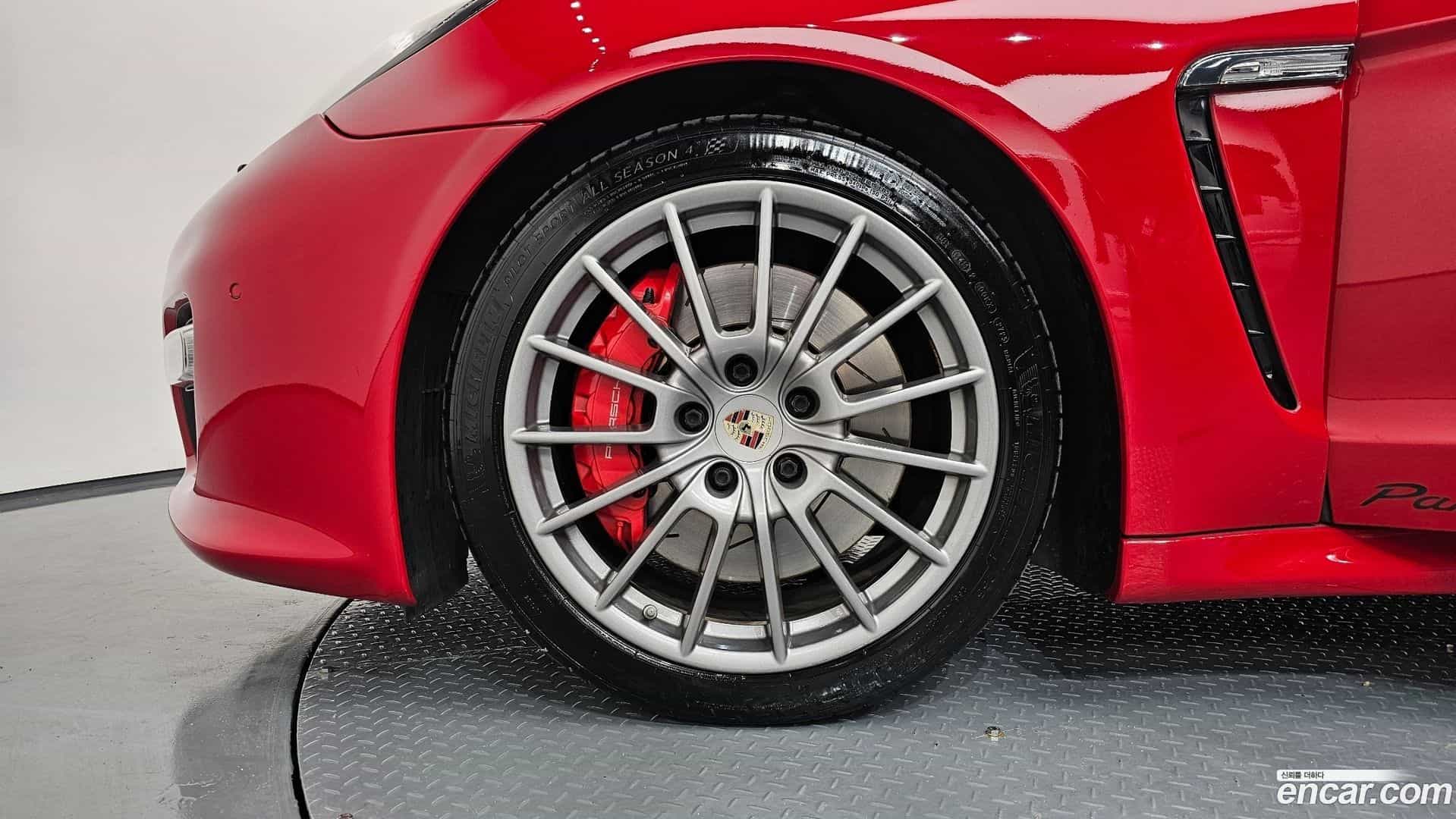 Panamera Porsche 2013.1-OUTER-005