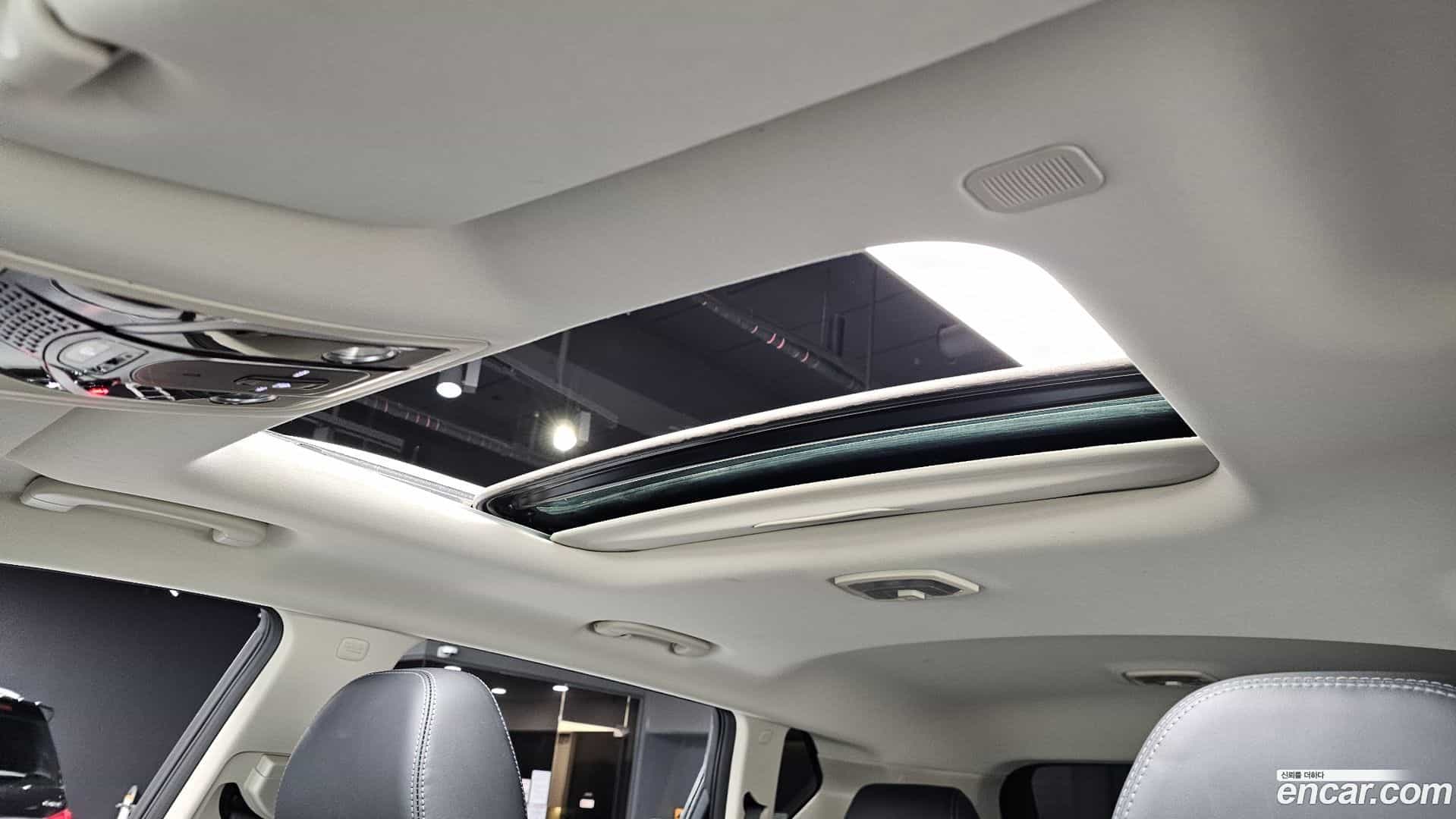 Rexton KG Mobility 2022.9-OPTION-023