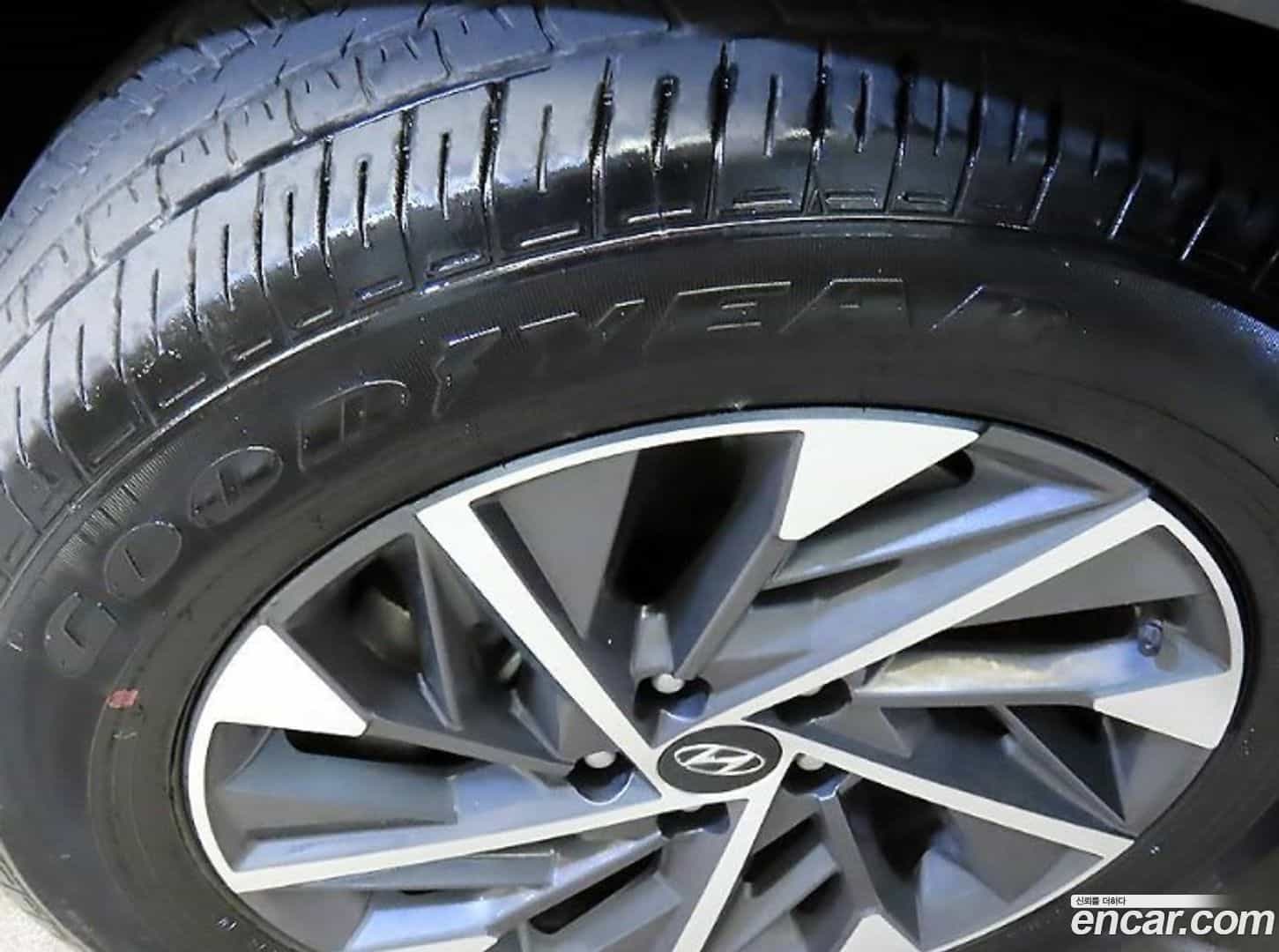 Tucson Hyundai 2021.9-OPTION-024