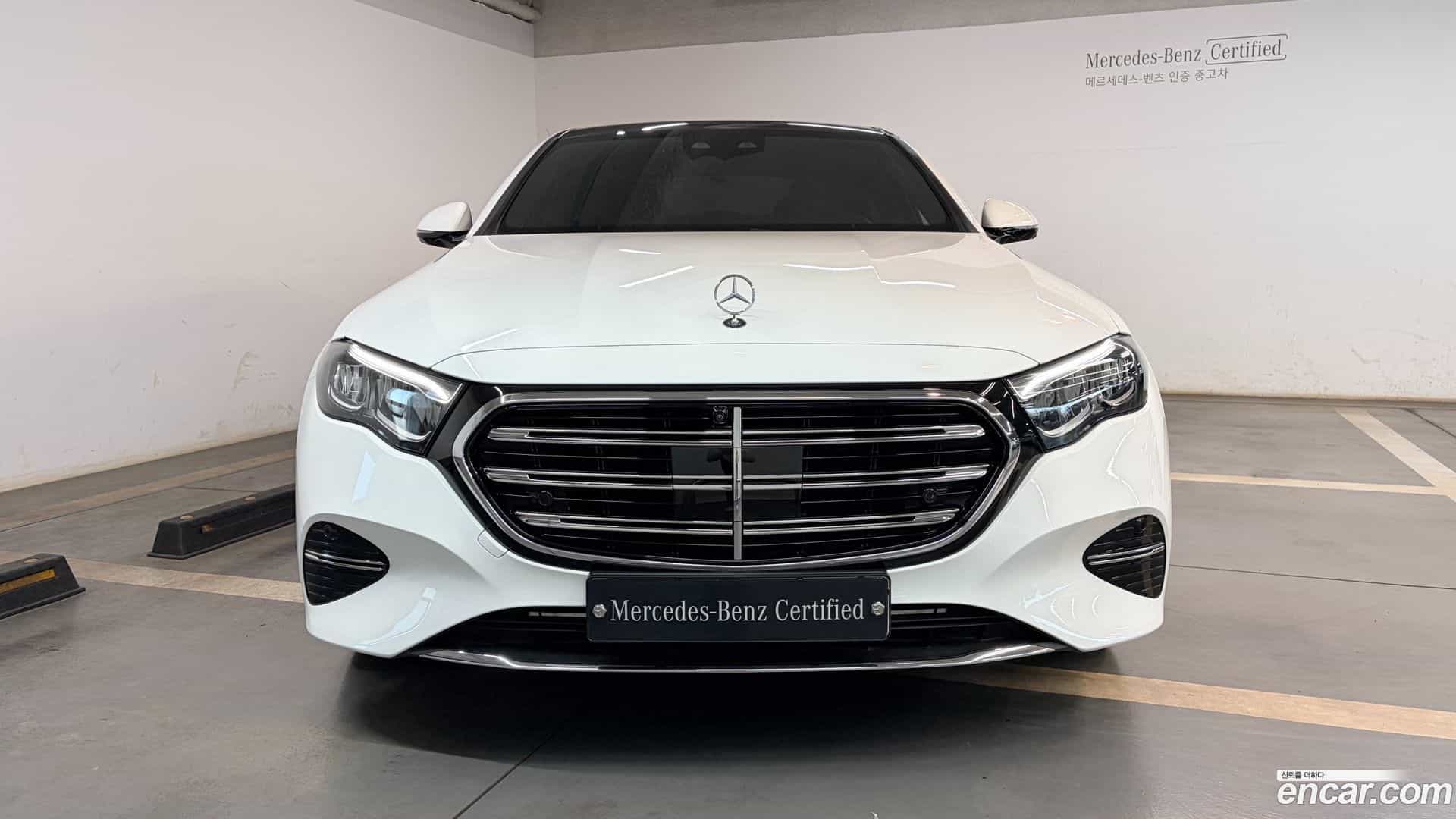 E-Class Mercedes-Benz 2024.8-OUTER-003