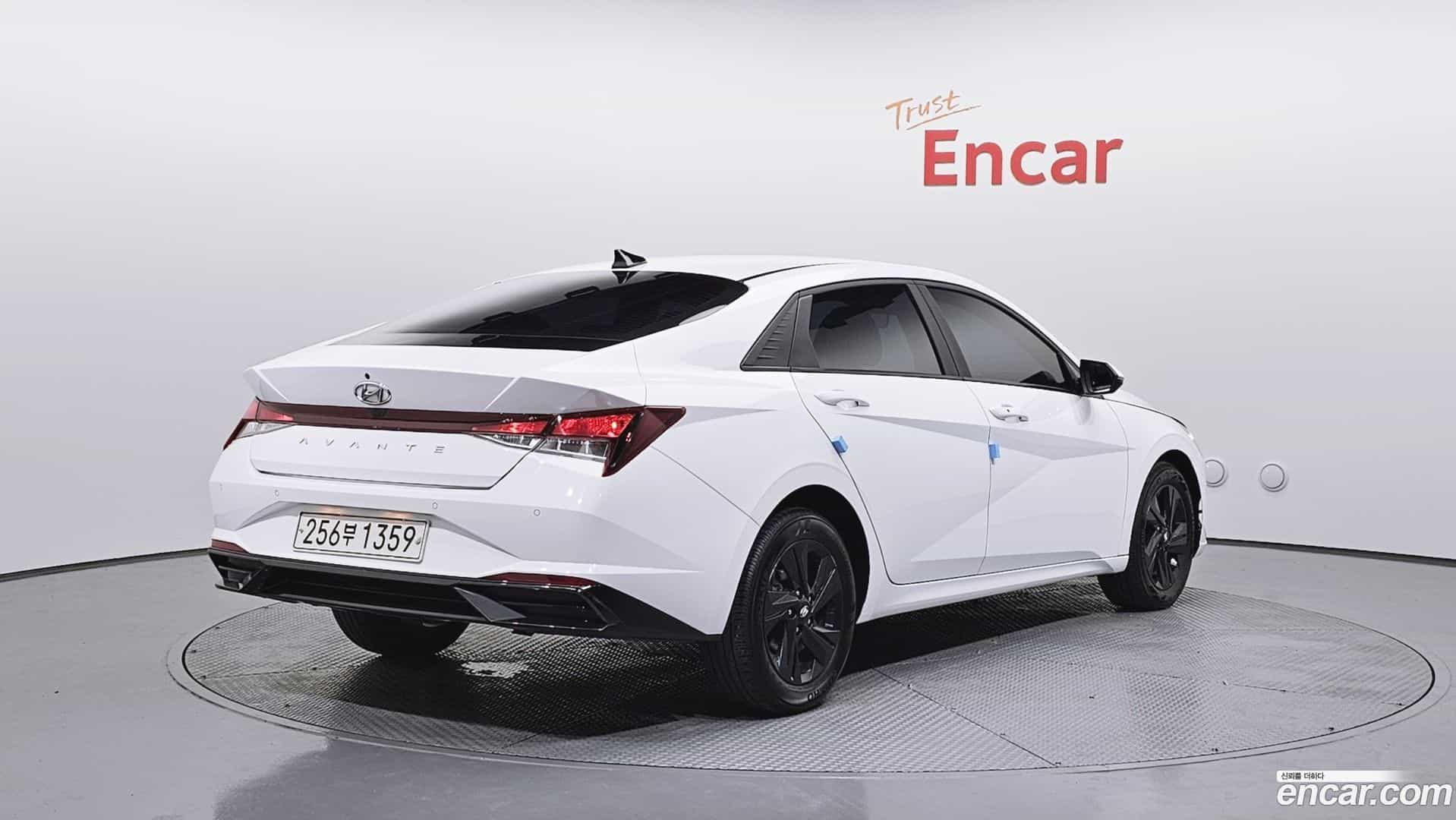 AVANTE Hyundai 2023.1-OUTER-002