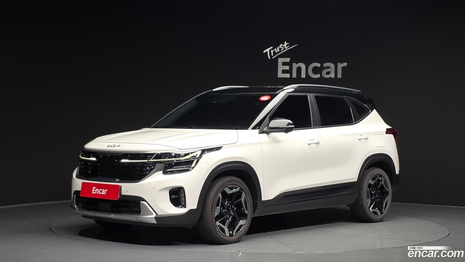 Main__Slider__Photo:Seltos Kia 2023.3-0