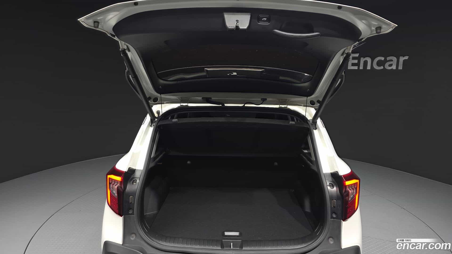 Seltos Kia 2023.3-OPTION-024
