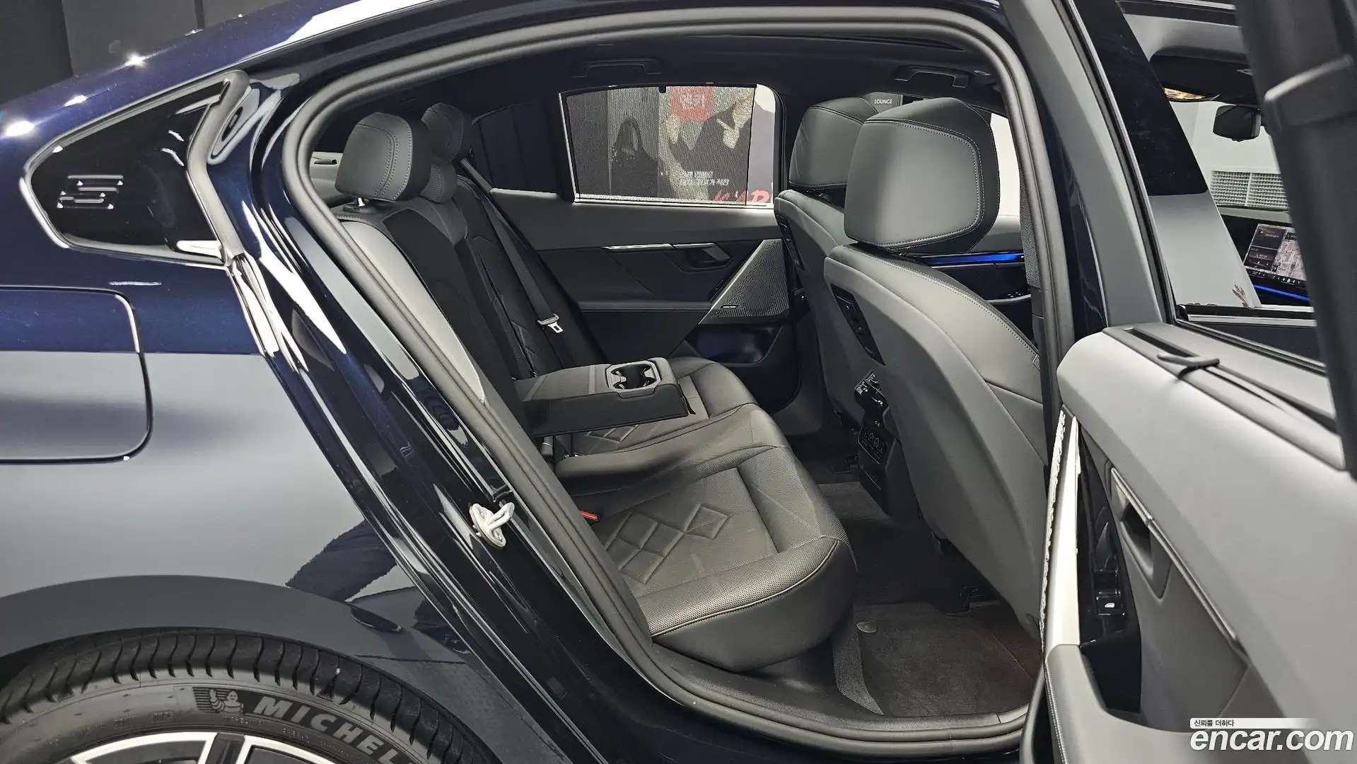 5-Series BMW 2025.5-OPTION-016