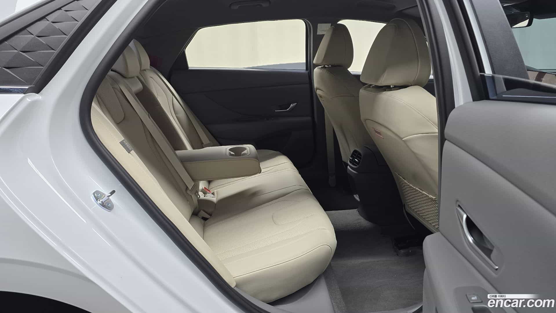 AVANTE Hyundai 2026.1-OPTION-015