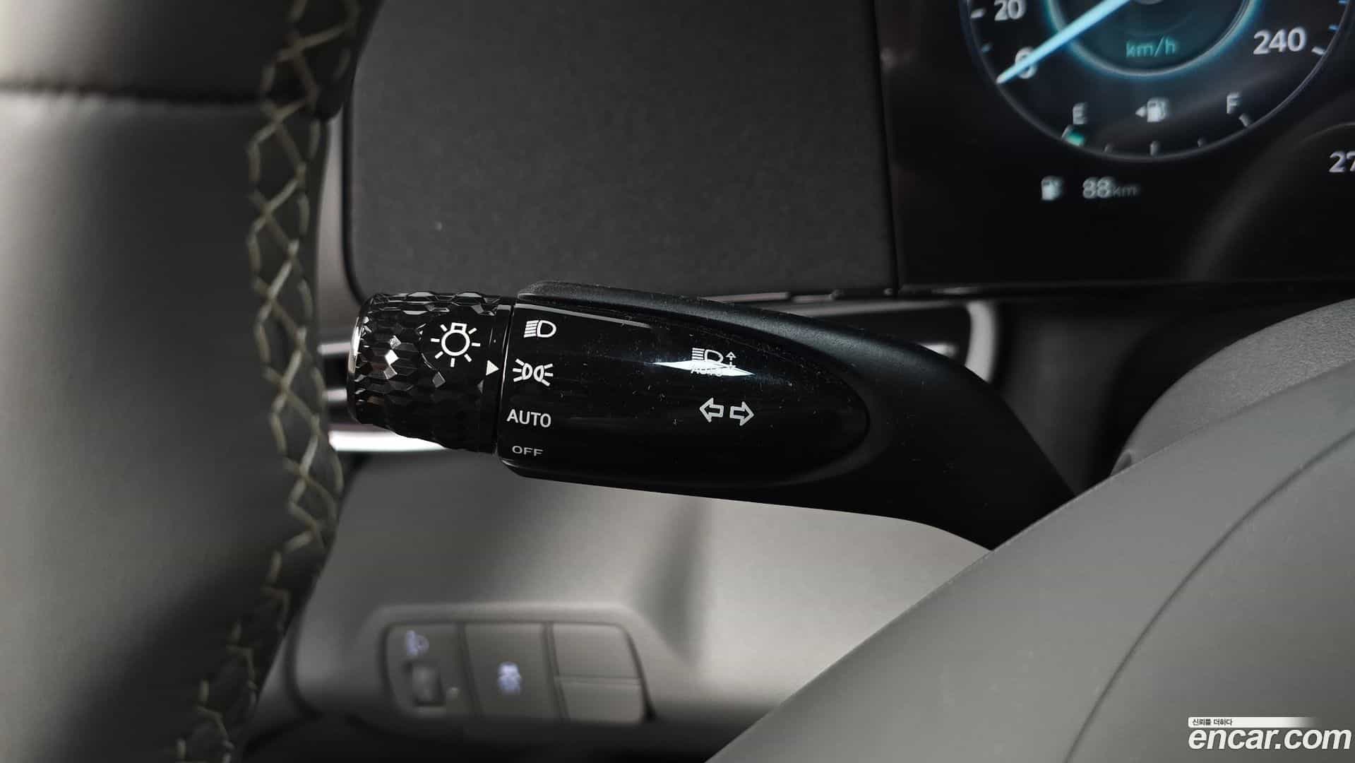 AVANTE Hyundai 2026.1-OPTION-042