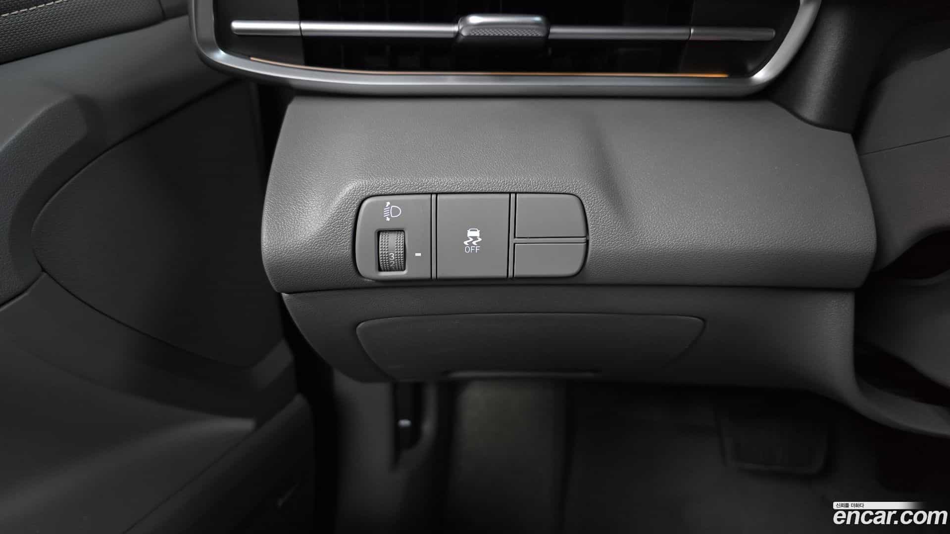 AVANTE Hyundai 2026.1-OPTION-043