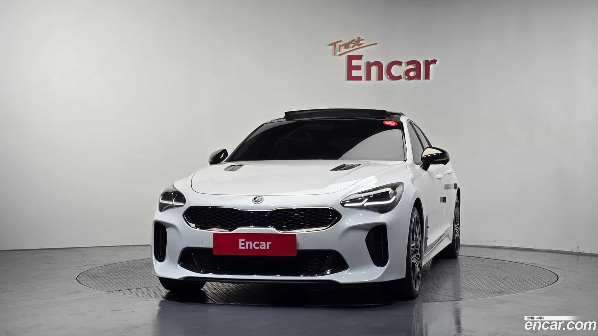 Stinger Kia 2021.1-OUTER-003