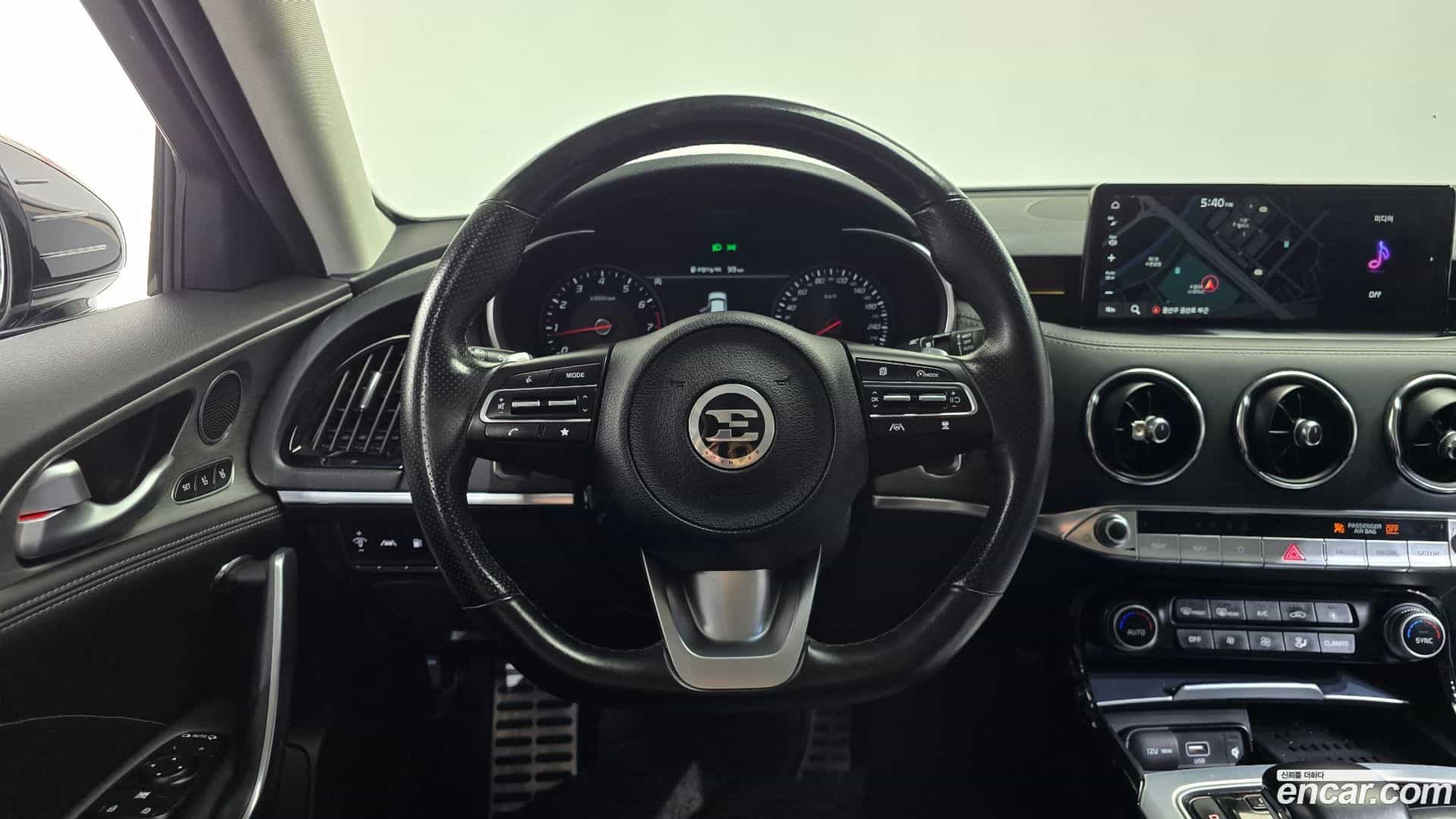 Stinger Kia 2021.1-OPTION-017