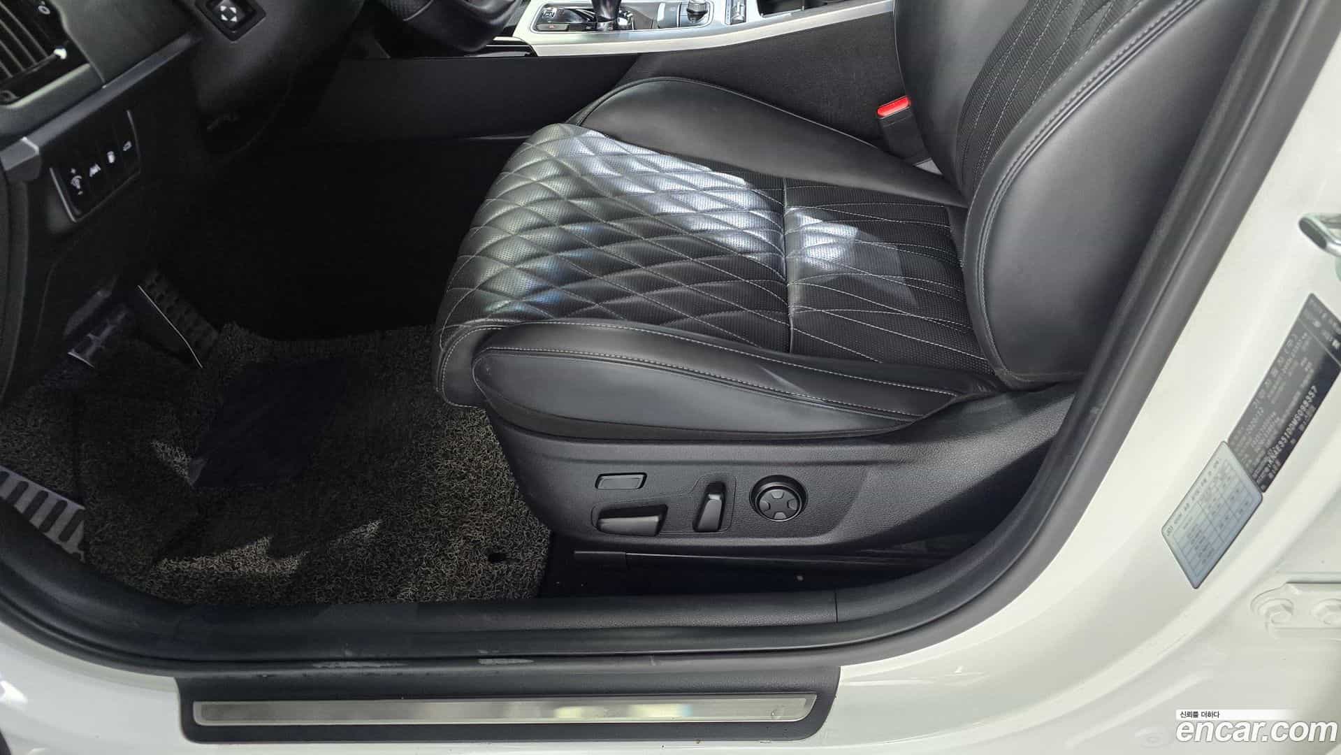 Stinger Kia 2021.1-OPTION-022
