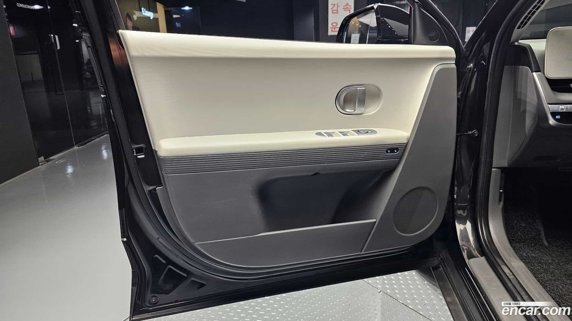 Ioniq5 Hyundai 2021.6-INNER-034