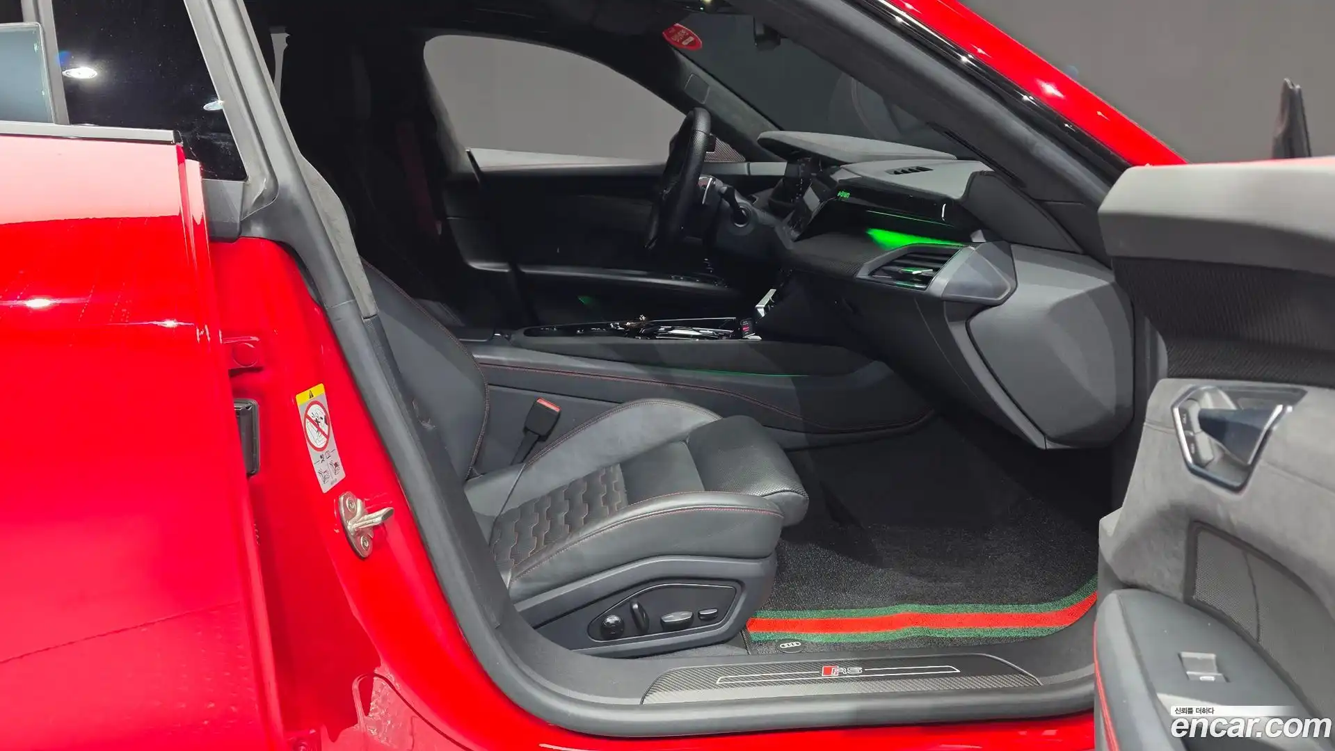RS e-tron GT Audi 2022.1-INNER-036