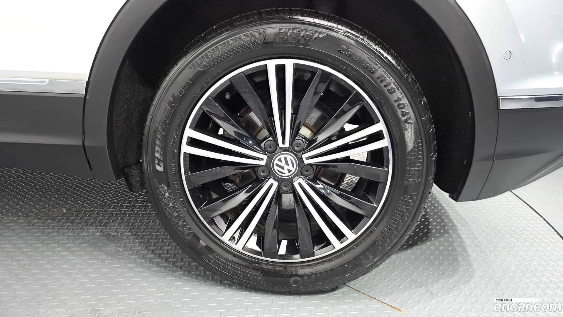 Tiguan Volkswagen 2020.9-OUTER-031