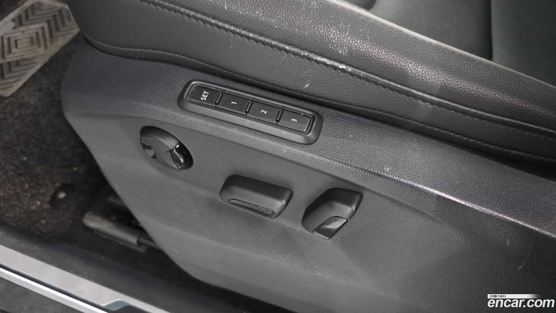 Tiguan Volkswagen 2020.9-OPTION-044