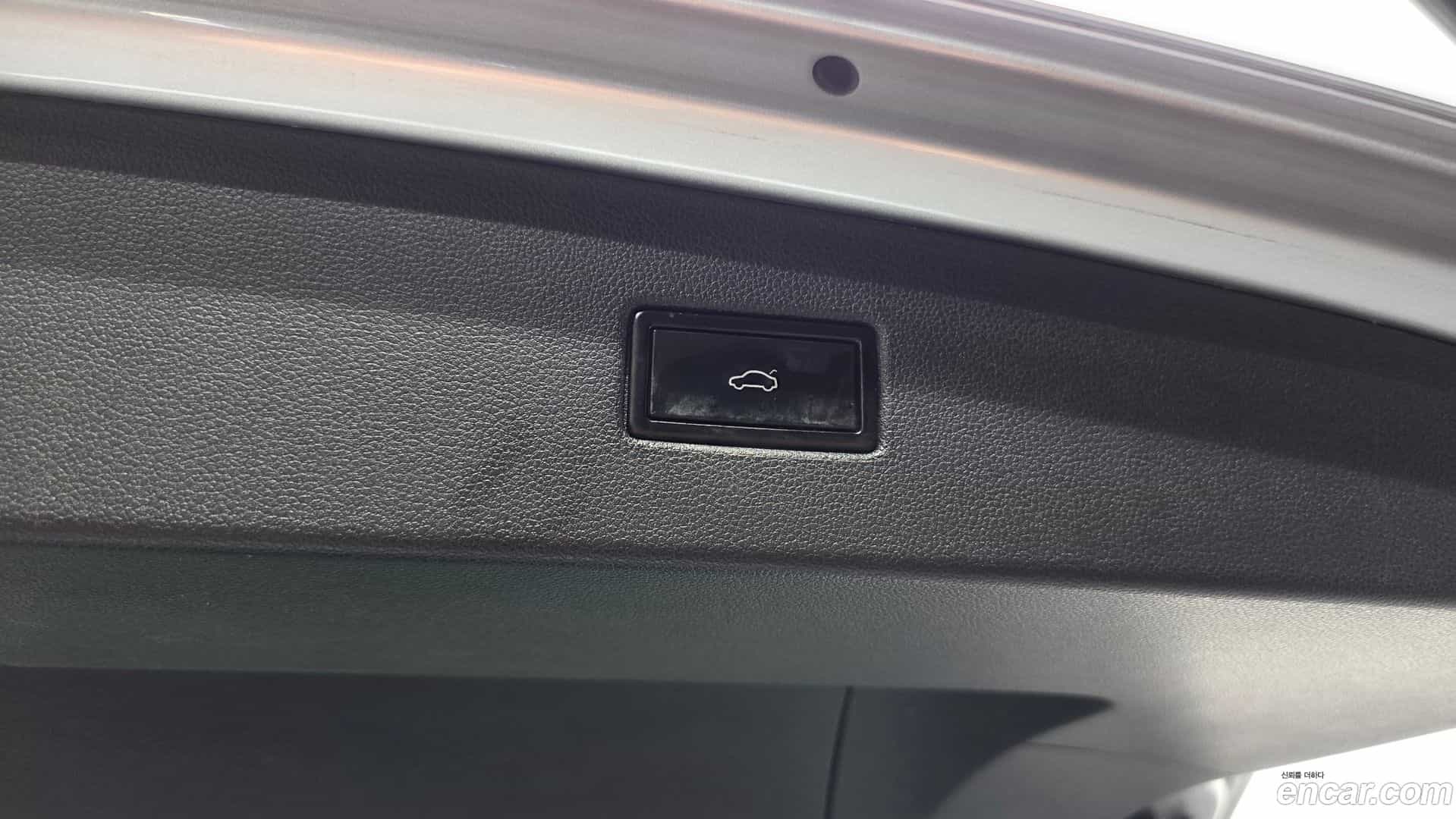 Tiguan Volkswagen 2020.9-OPTION-045
