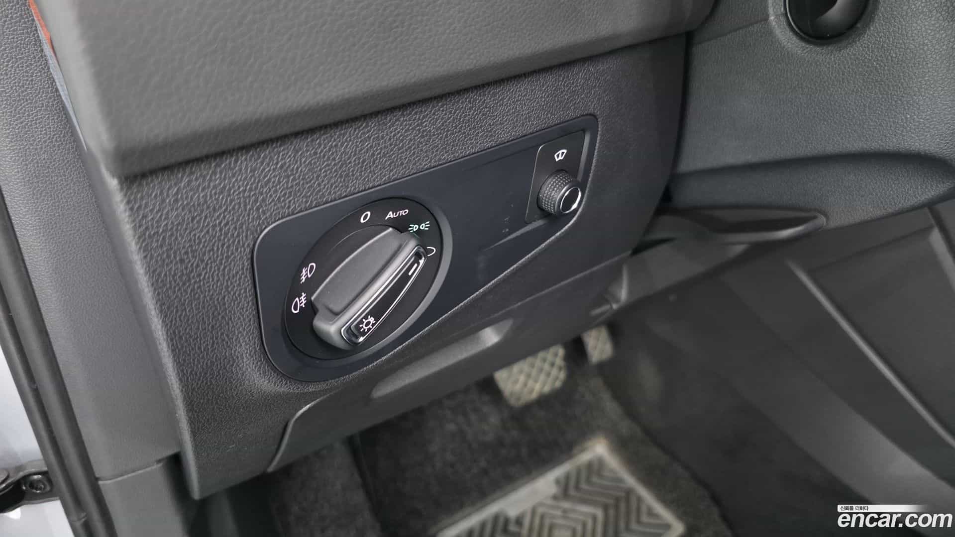 Tiguan Volkswagen 2020.9-OPTION-047