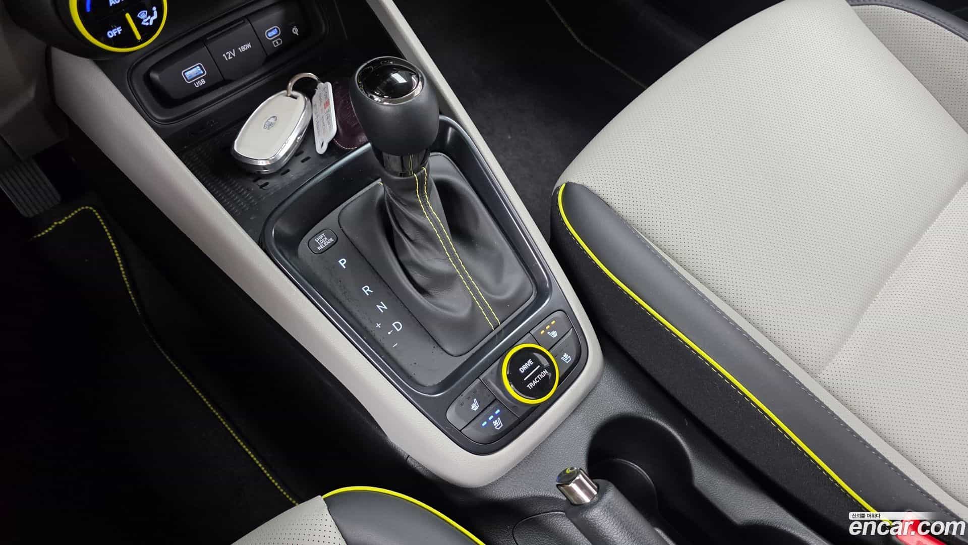 Venue Hyundai 2026.0-INNER-009