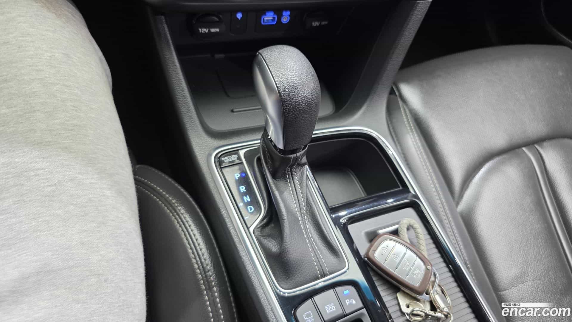 Sonata Hyundai 2019.0-INNER-009