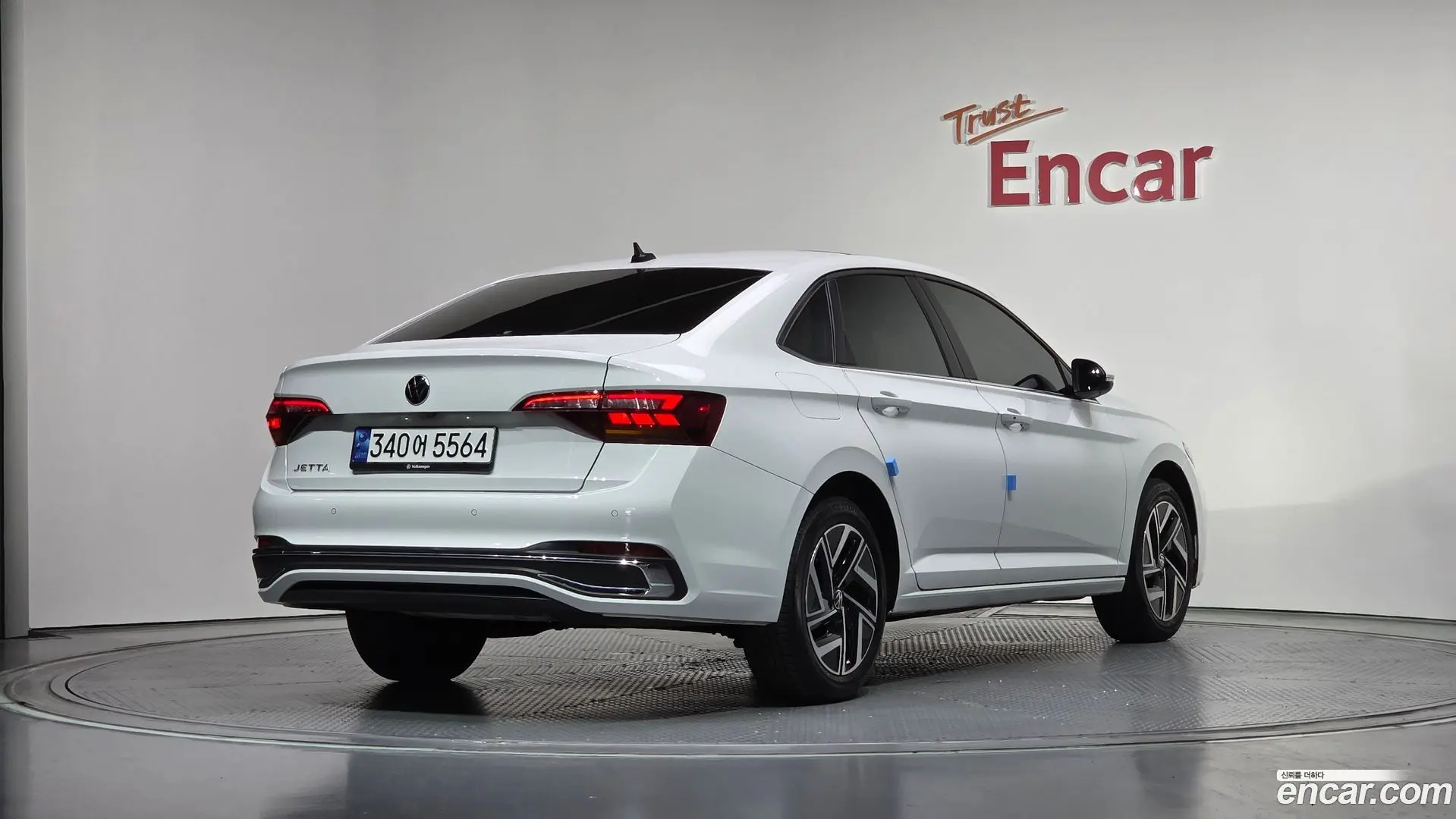 Main__Slider__Photo:Jetta Volkswagen 2023.1-1