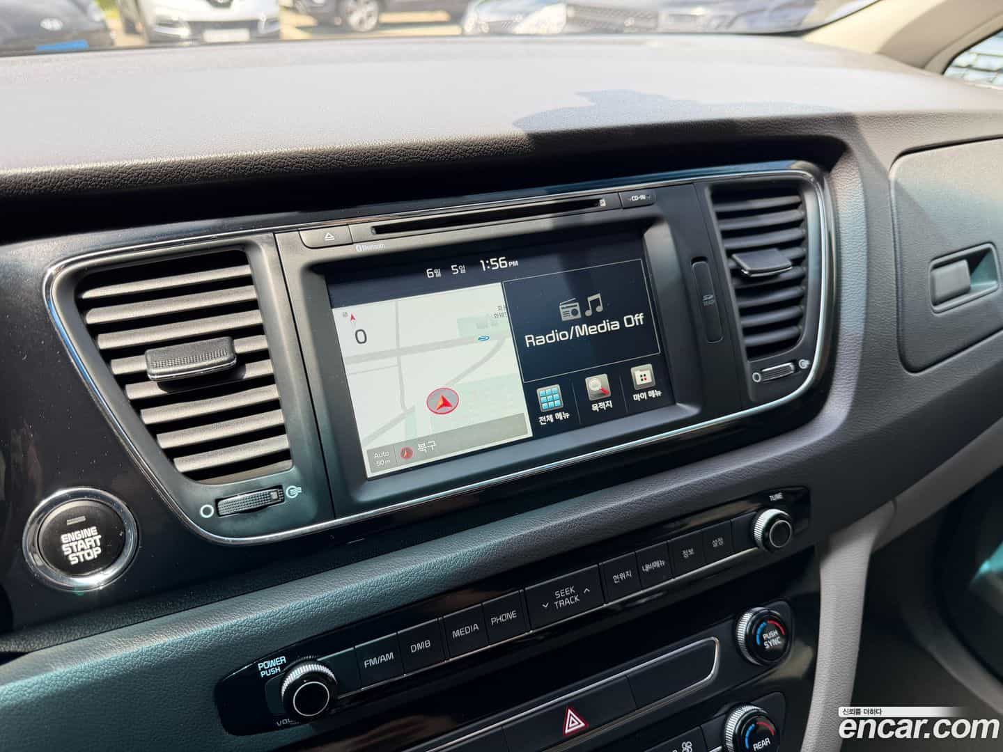 Canival Kia 2015.6-OPTION-024