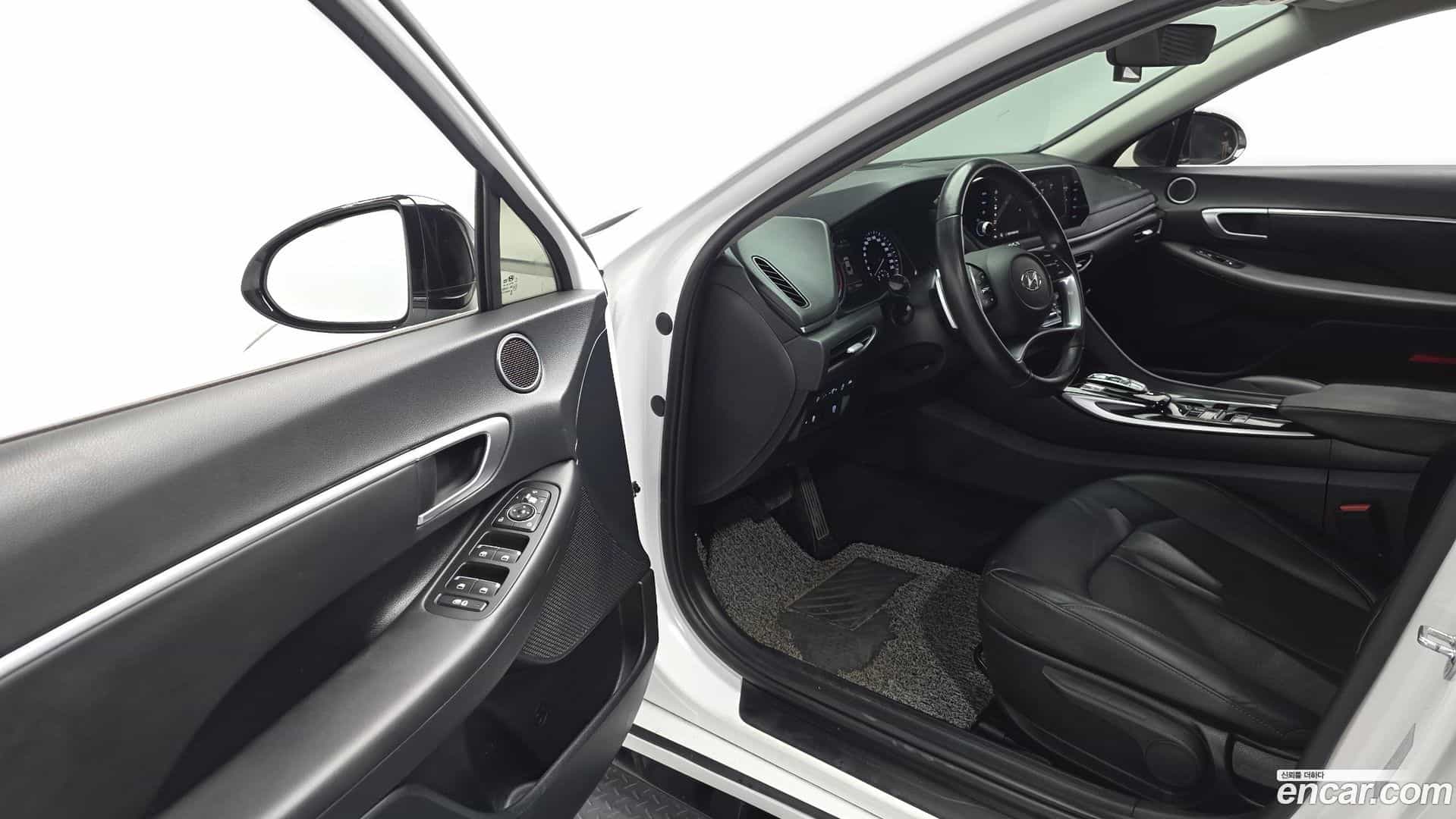 Sonata Hyundai 2022.3-INNER-010