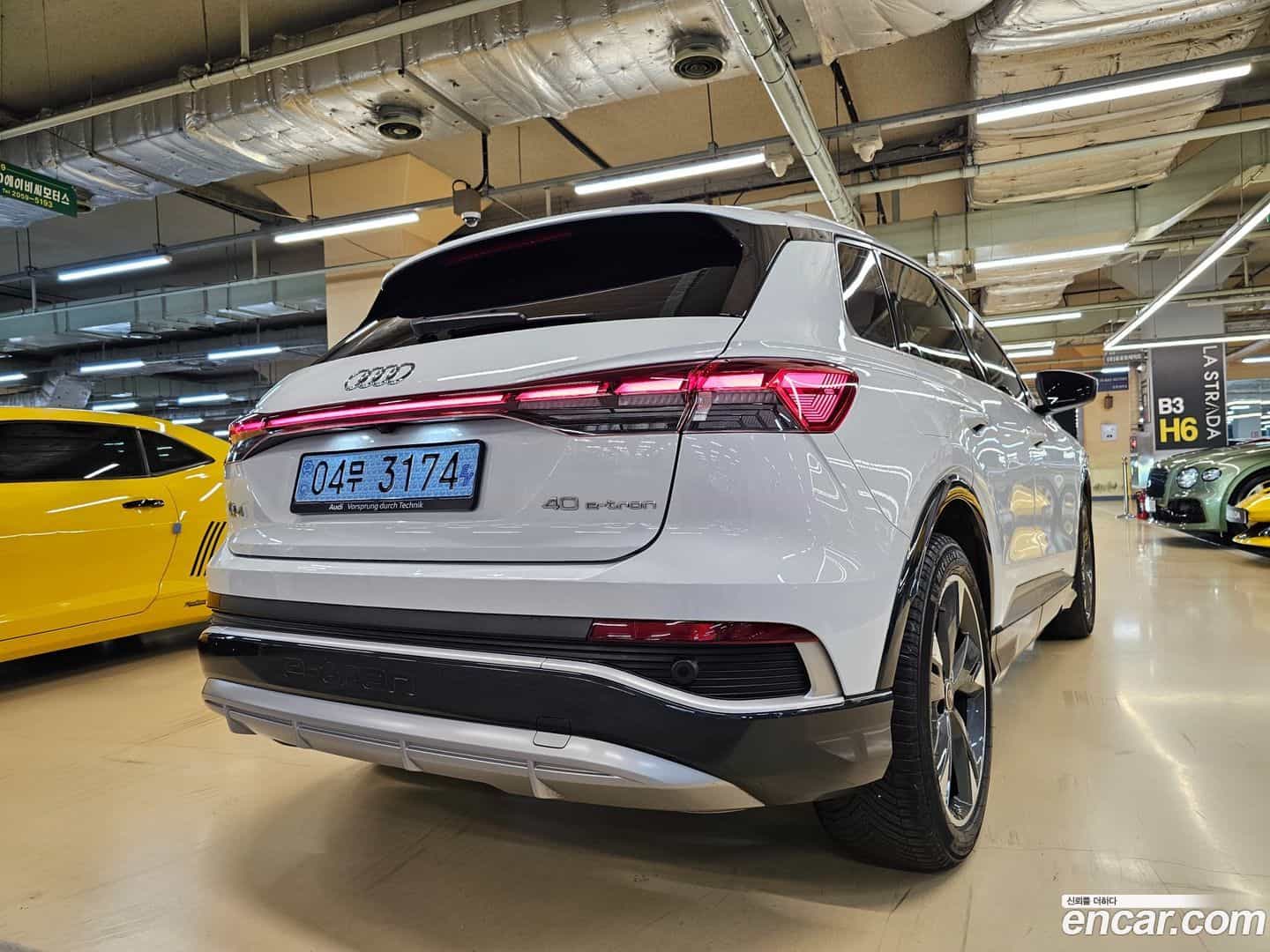 Q4 e-tron Audi 2022.8-OUTER-004