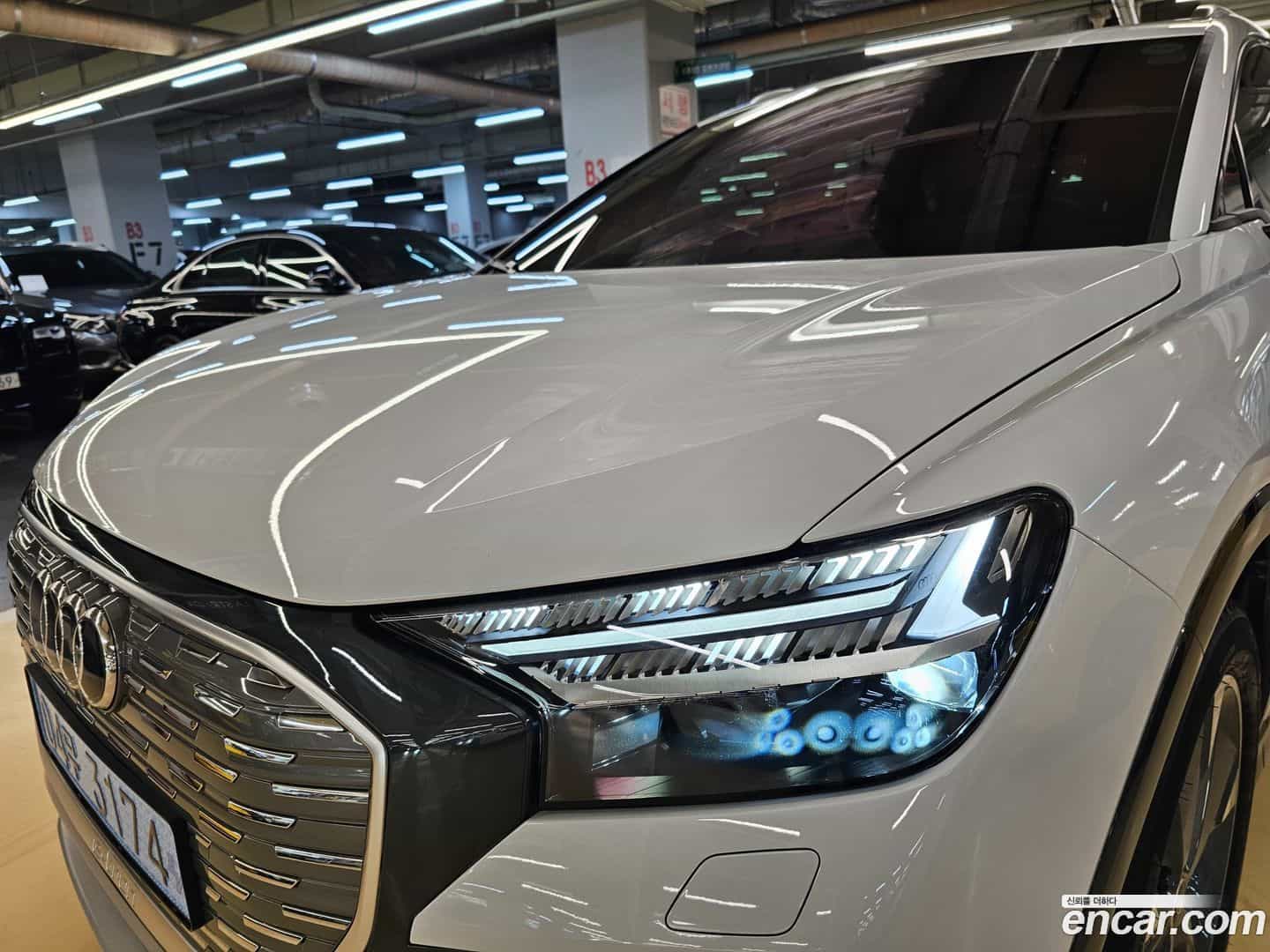 Q4 e-tron Audi 2022.8-OPTION-021
