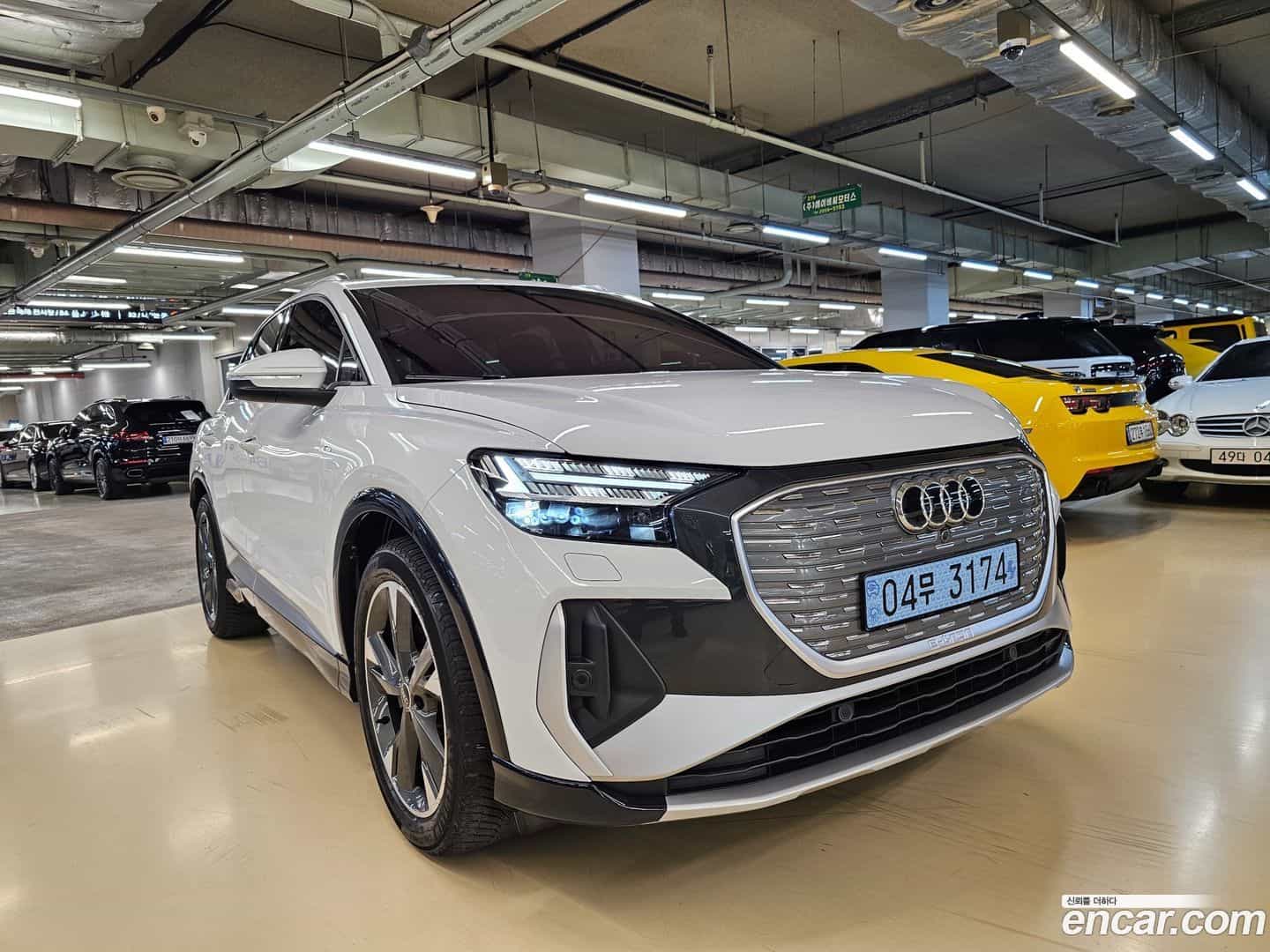 Q4 e-tron Audi 2022.8-OPTION-023