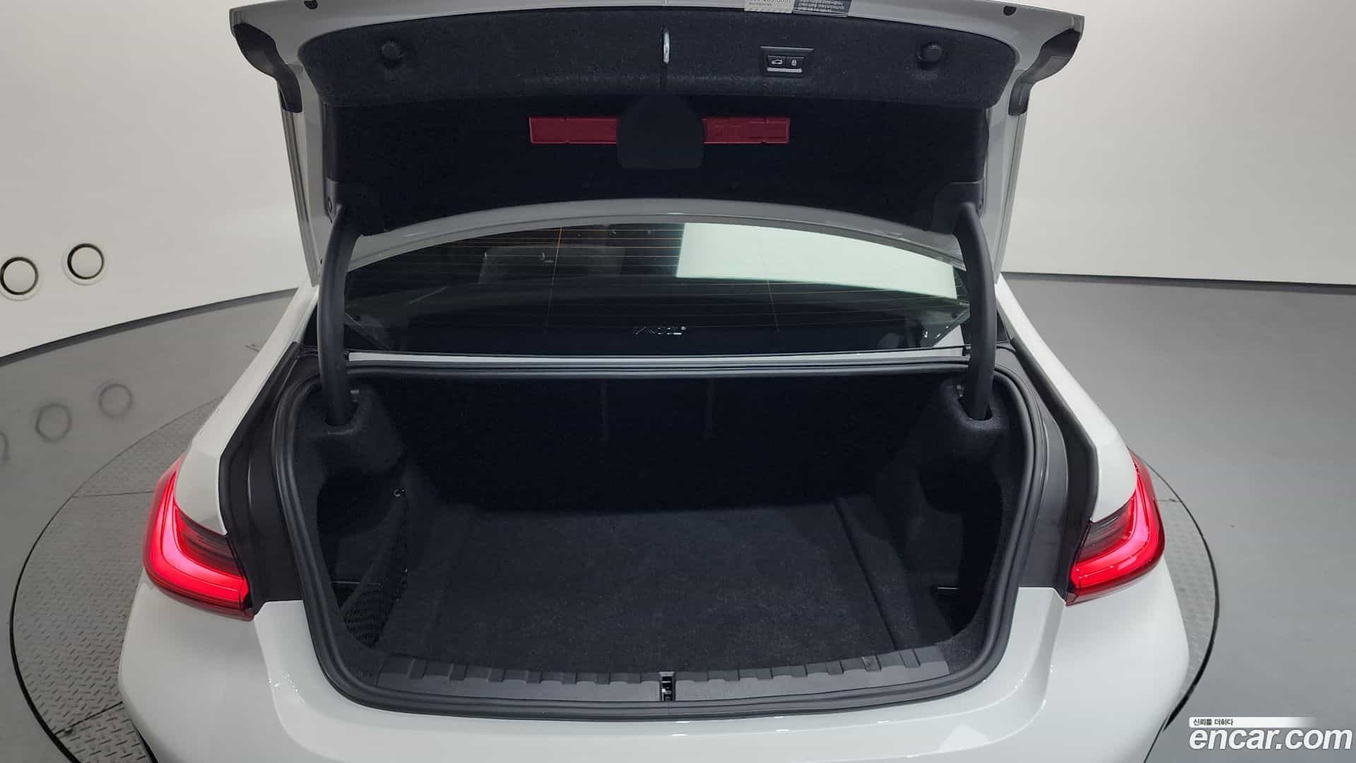 3-Series BMW 2024.6-OPTION-024