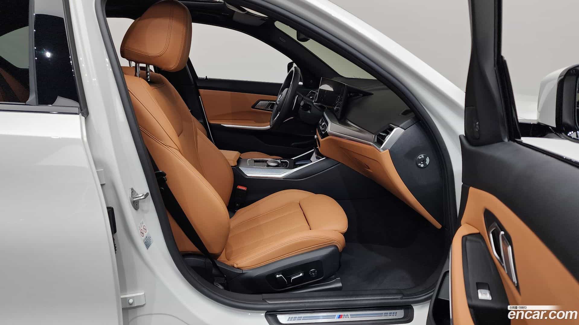 3-Series BMW 2024.6-INNER-036