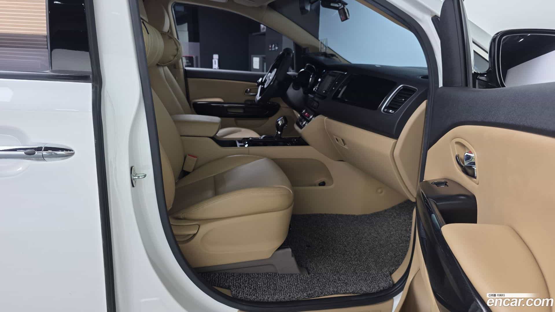 Canival Kia 2018.0-OPTION-015