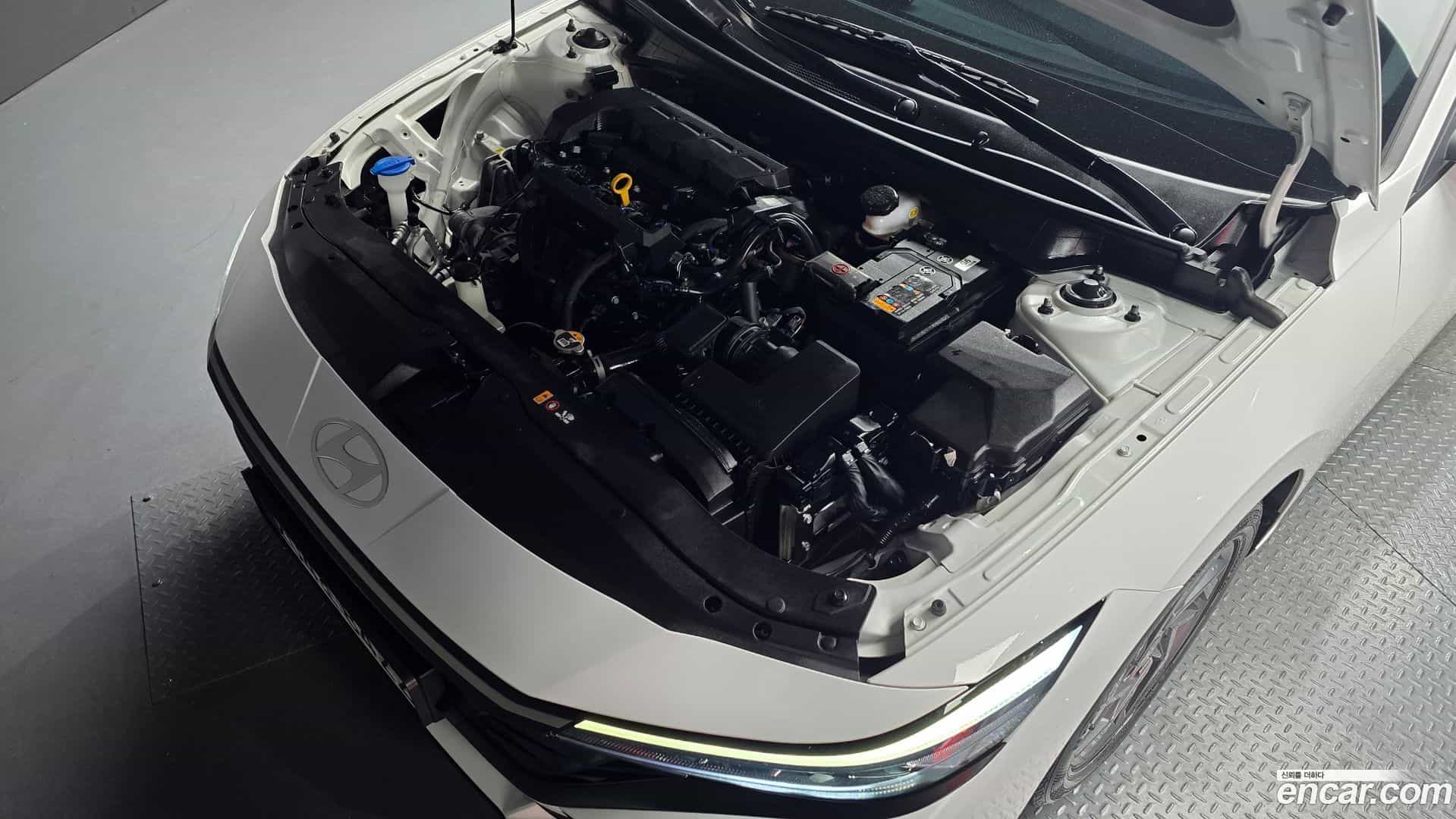 AVANTE Hyundai 2023.3-OUTER-006