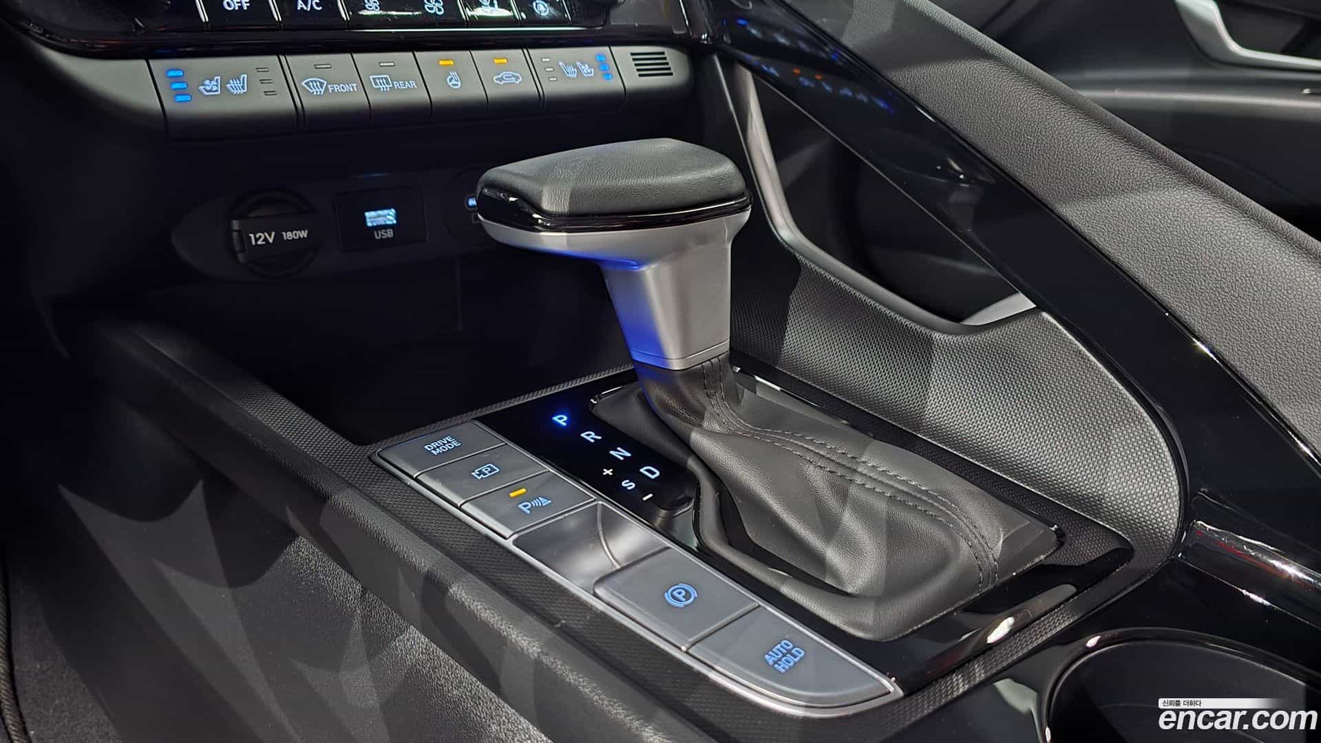 AVANTE Hyundai 2023.3-INNER-009