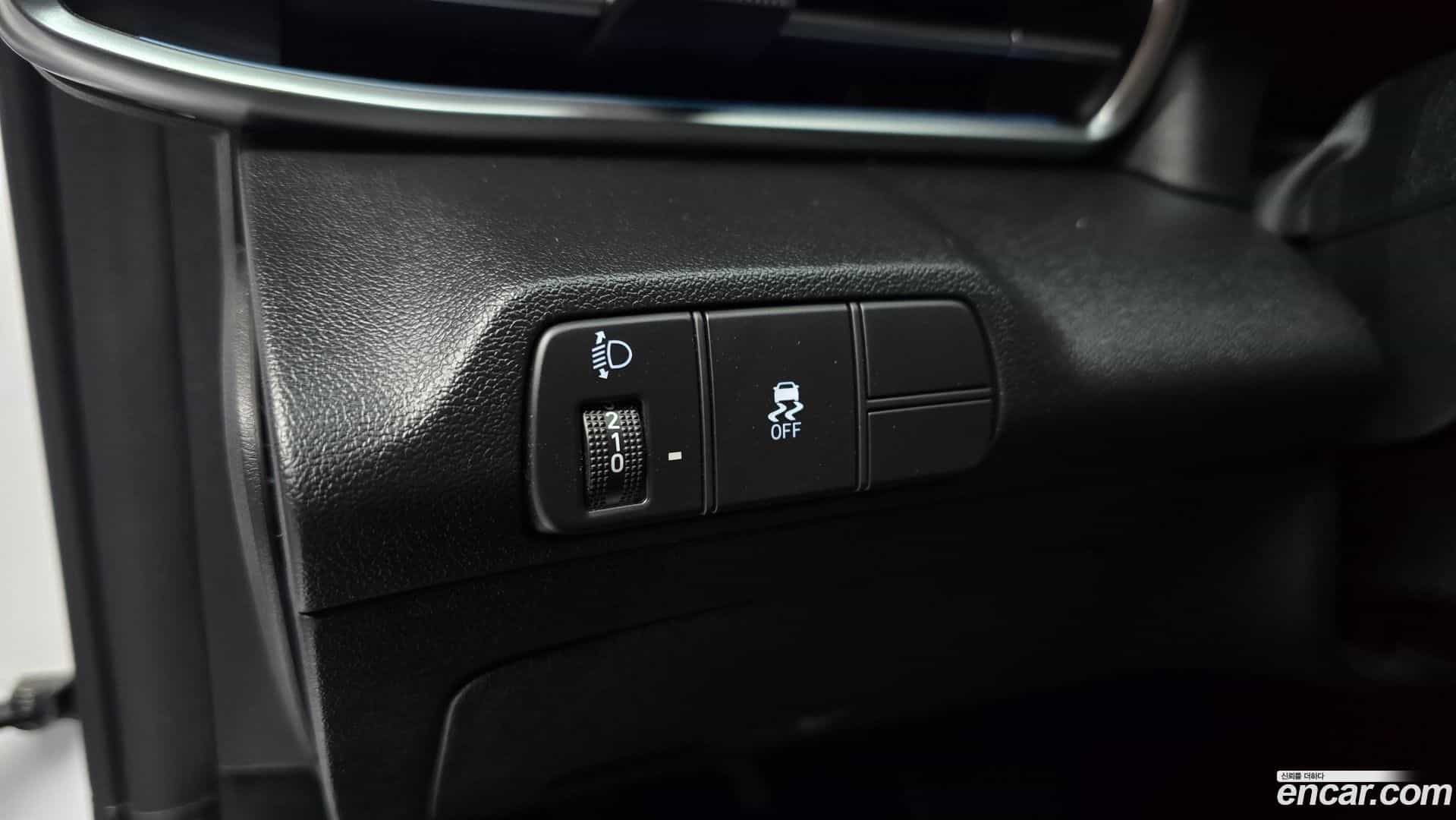 AVANTE Hyundai 2023.3-OPTION-018
