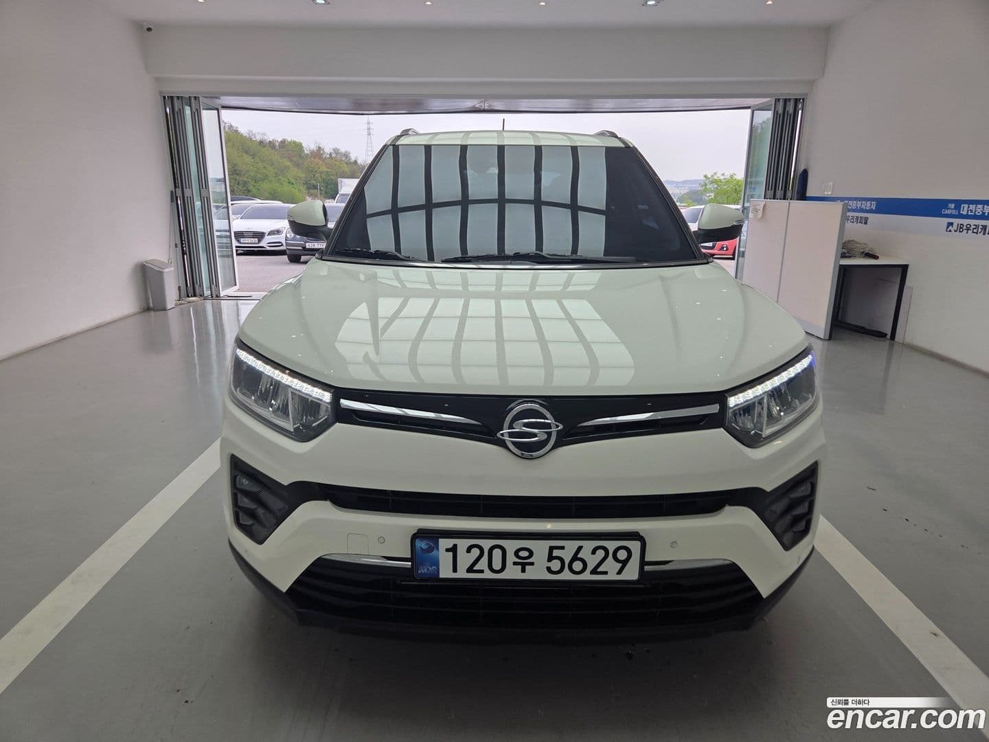 Main__Slider__Photo:TIBOLI KG Mobility 2021.10-0