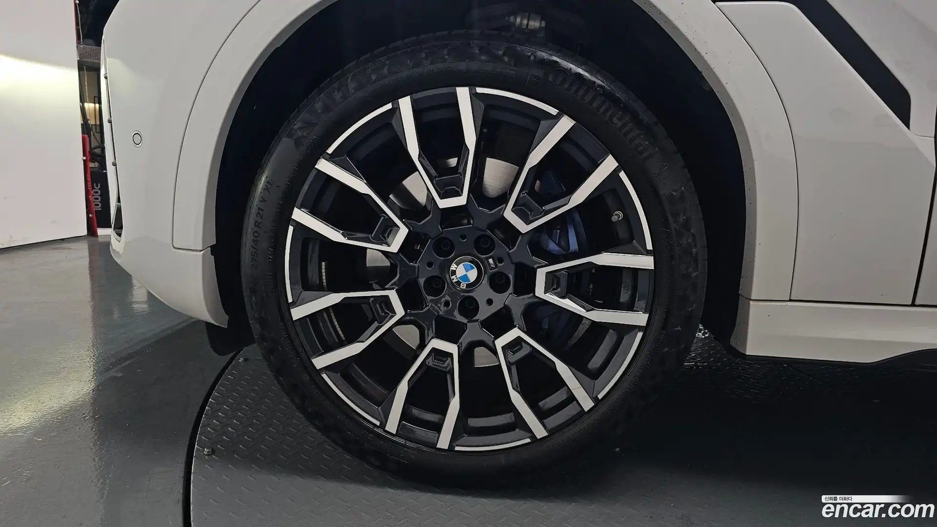 X6 BMW 2024.0-OUTER-005