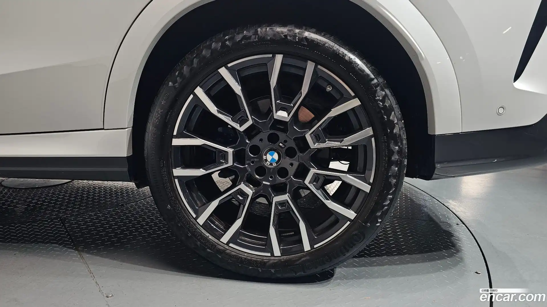 X6 BMW 2024.0-OUTER-031