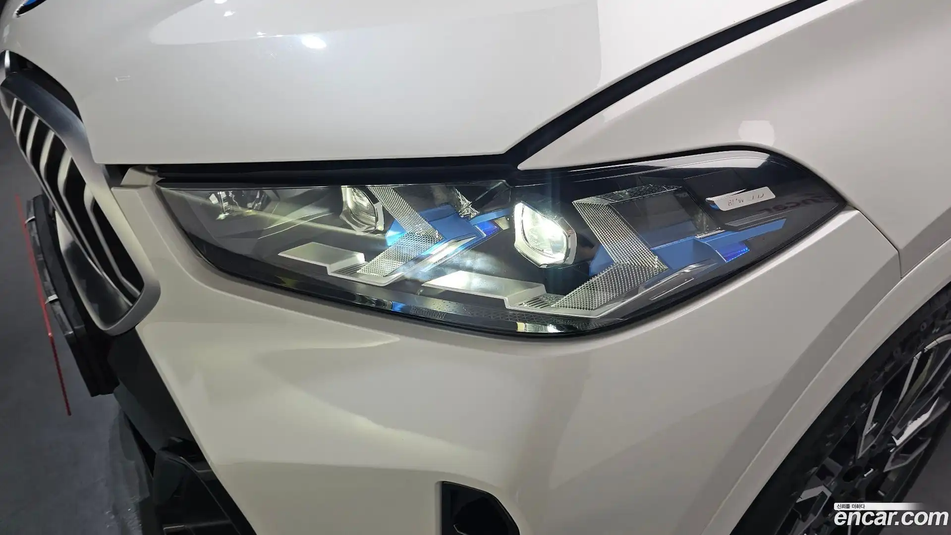 X6 BMW 2024.0-OUTER-032