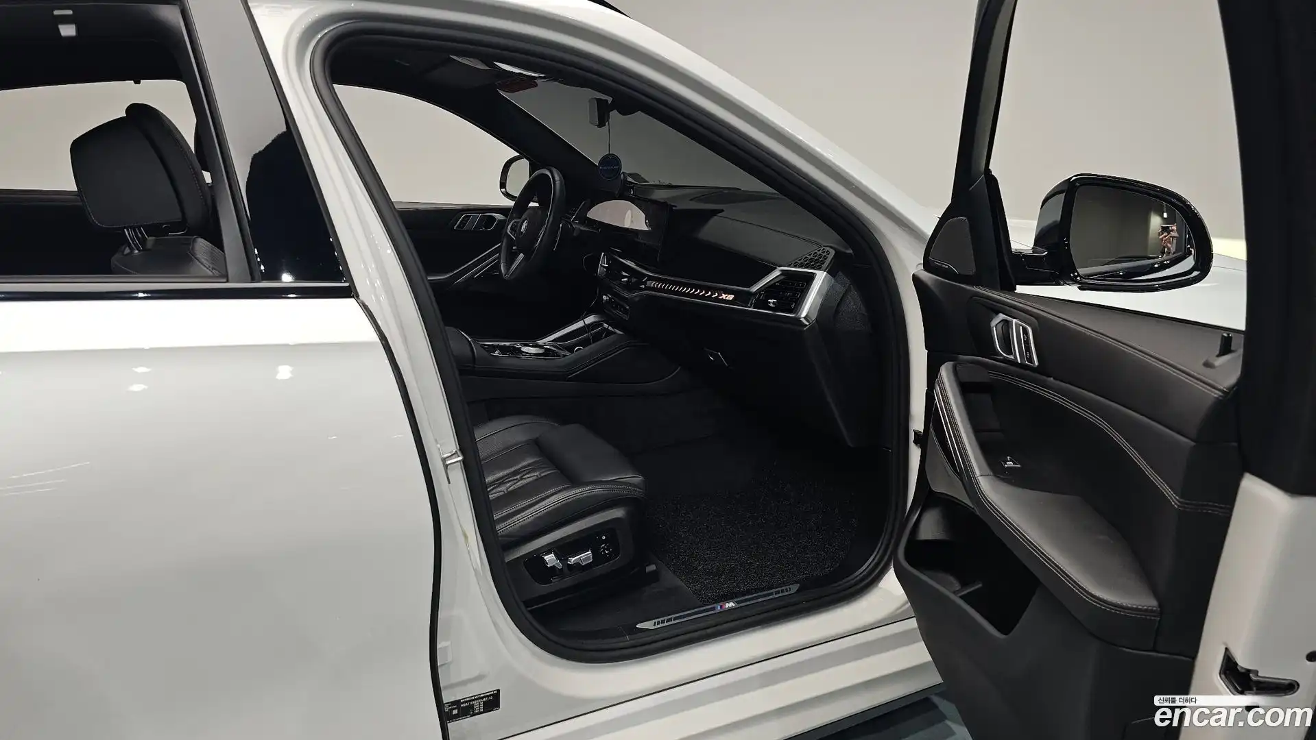 X6 BMW 2024.0-INNER-036