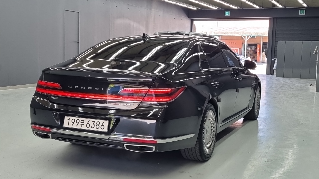 G90 Genesis 2020.5-OUTER-002