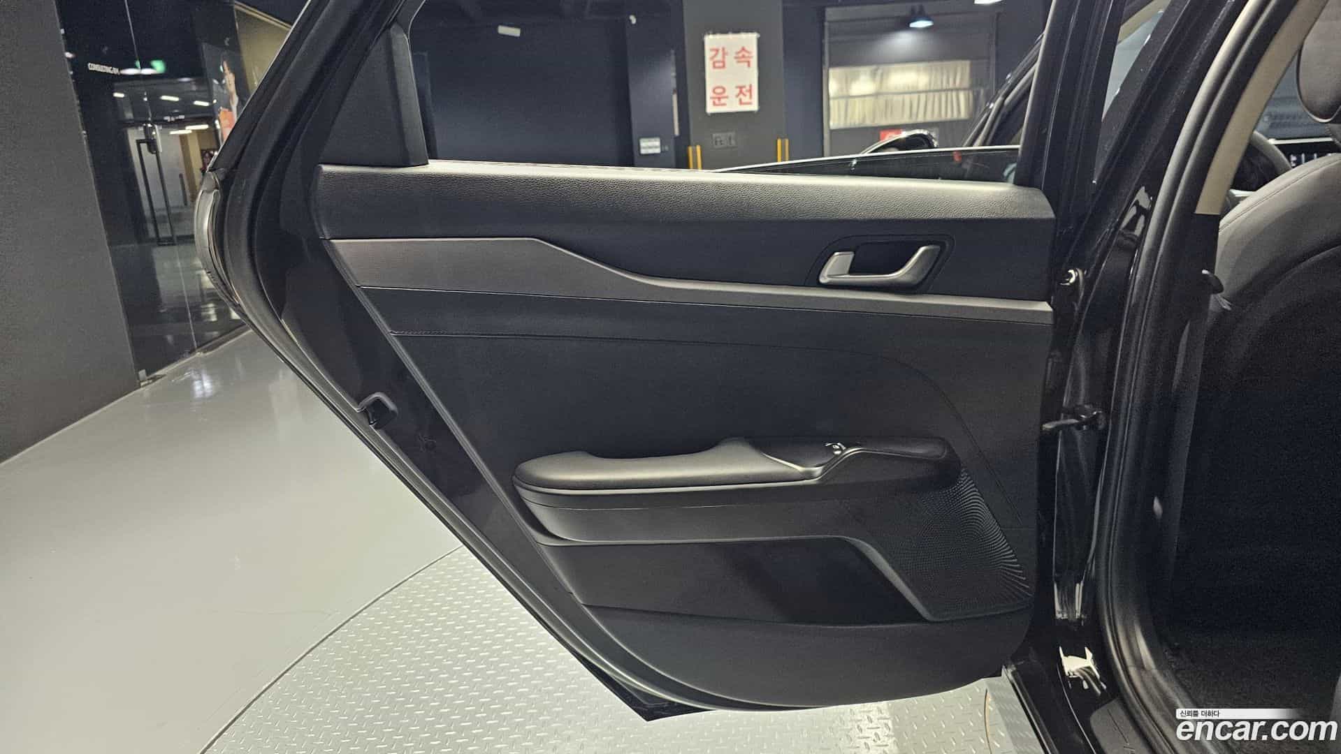K5 Kia 2020.2-INNER-035