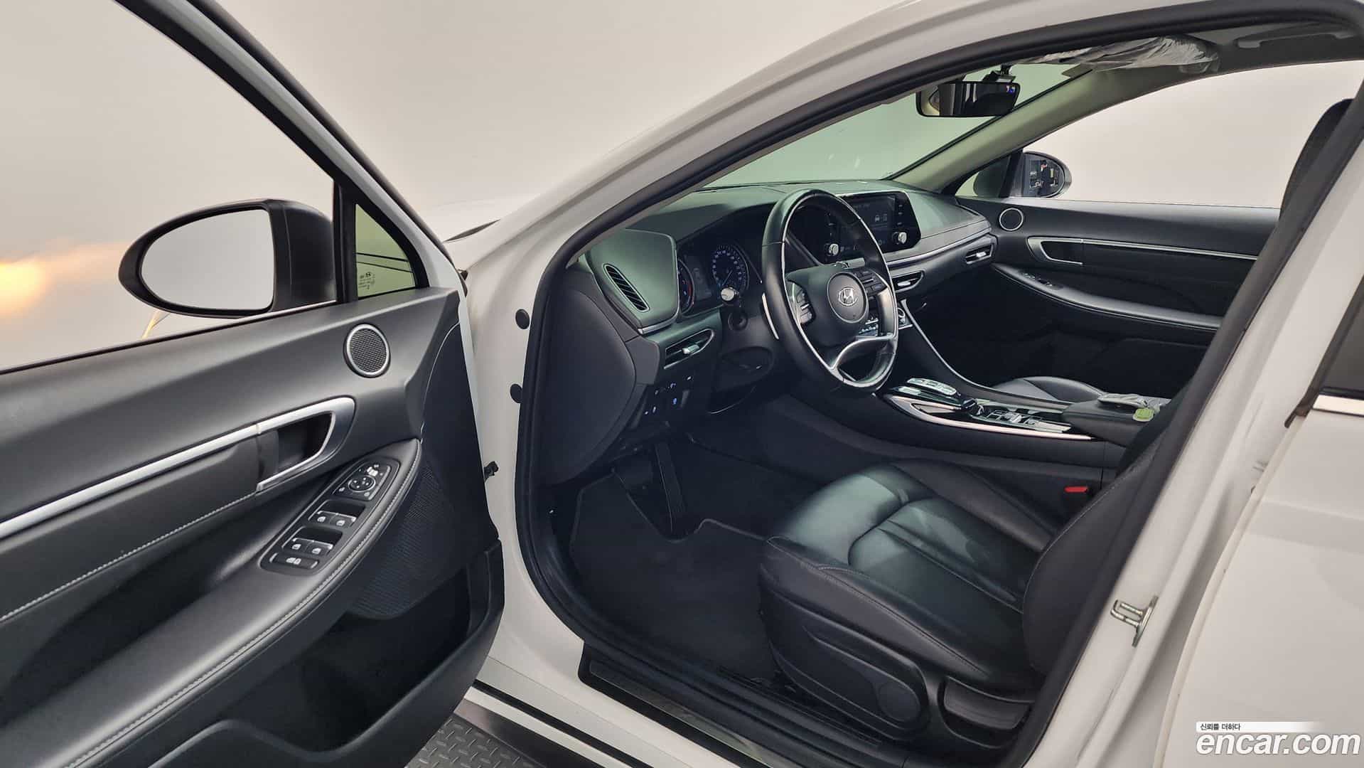 Sonata Hyundai 2022.3-INNER-010