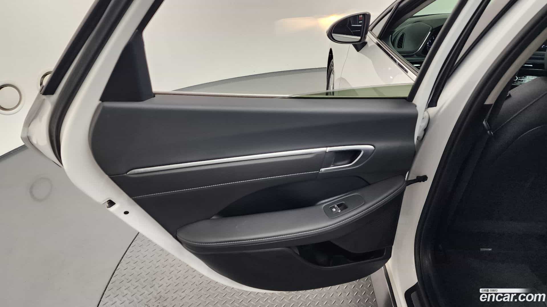 Sonata Hyundai 2022.3-INNER-035