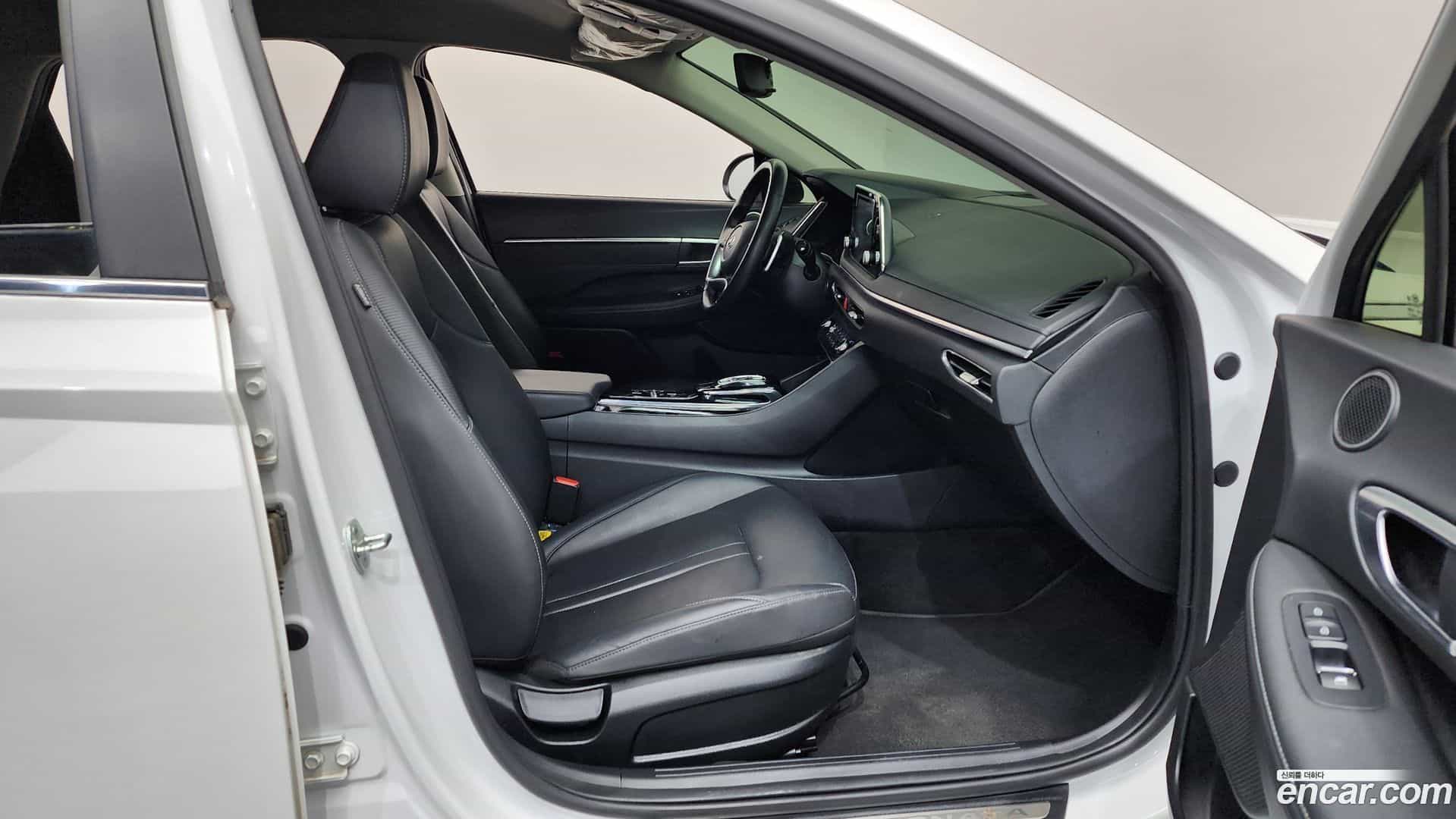 Sonata Hyundai 2022.3-INNER-036